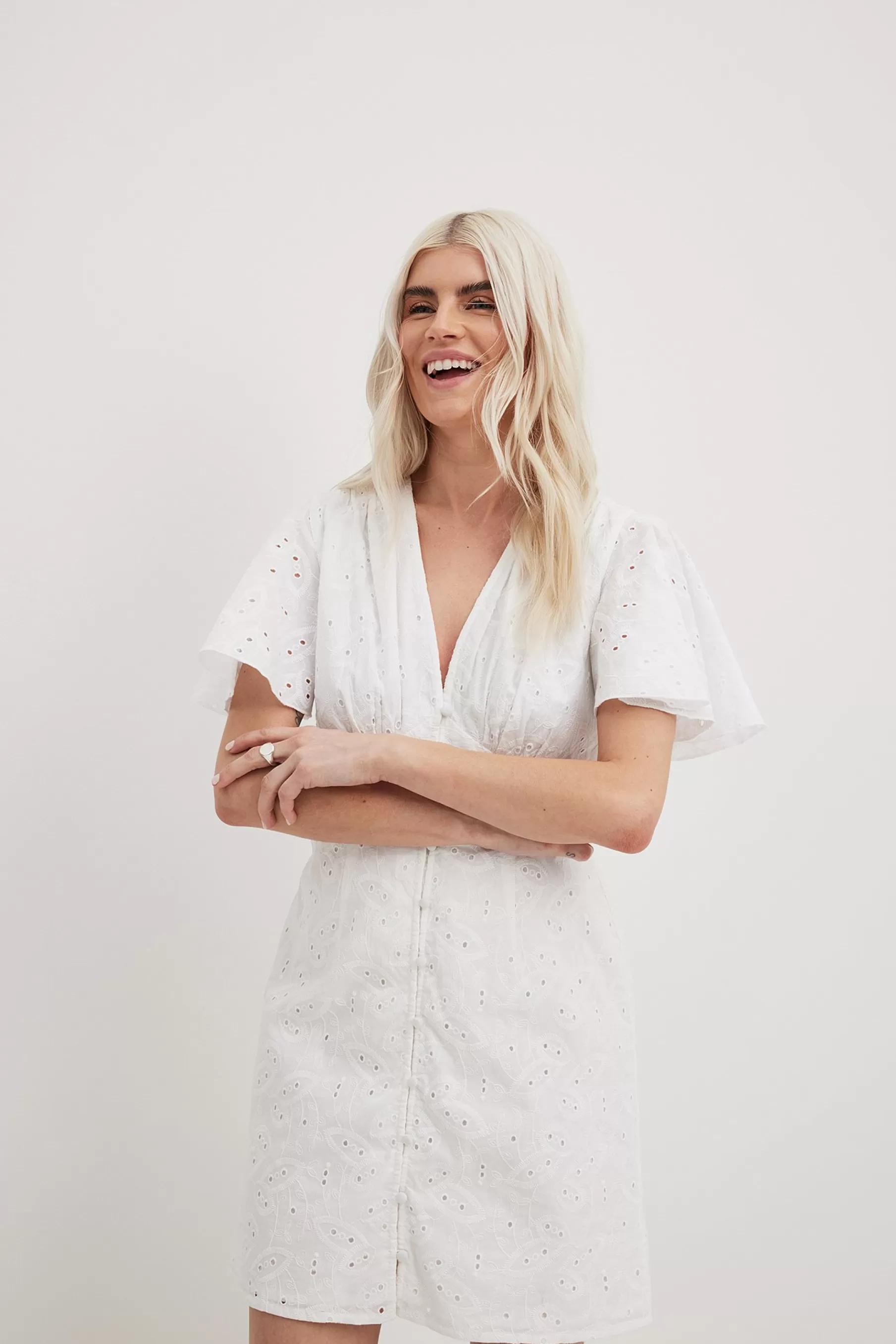 NA-KD Anglaise Button Up Mini Dress White