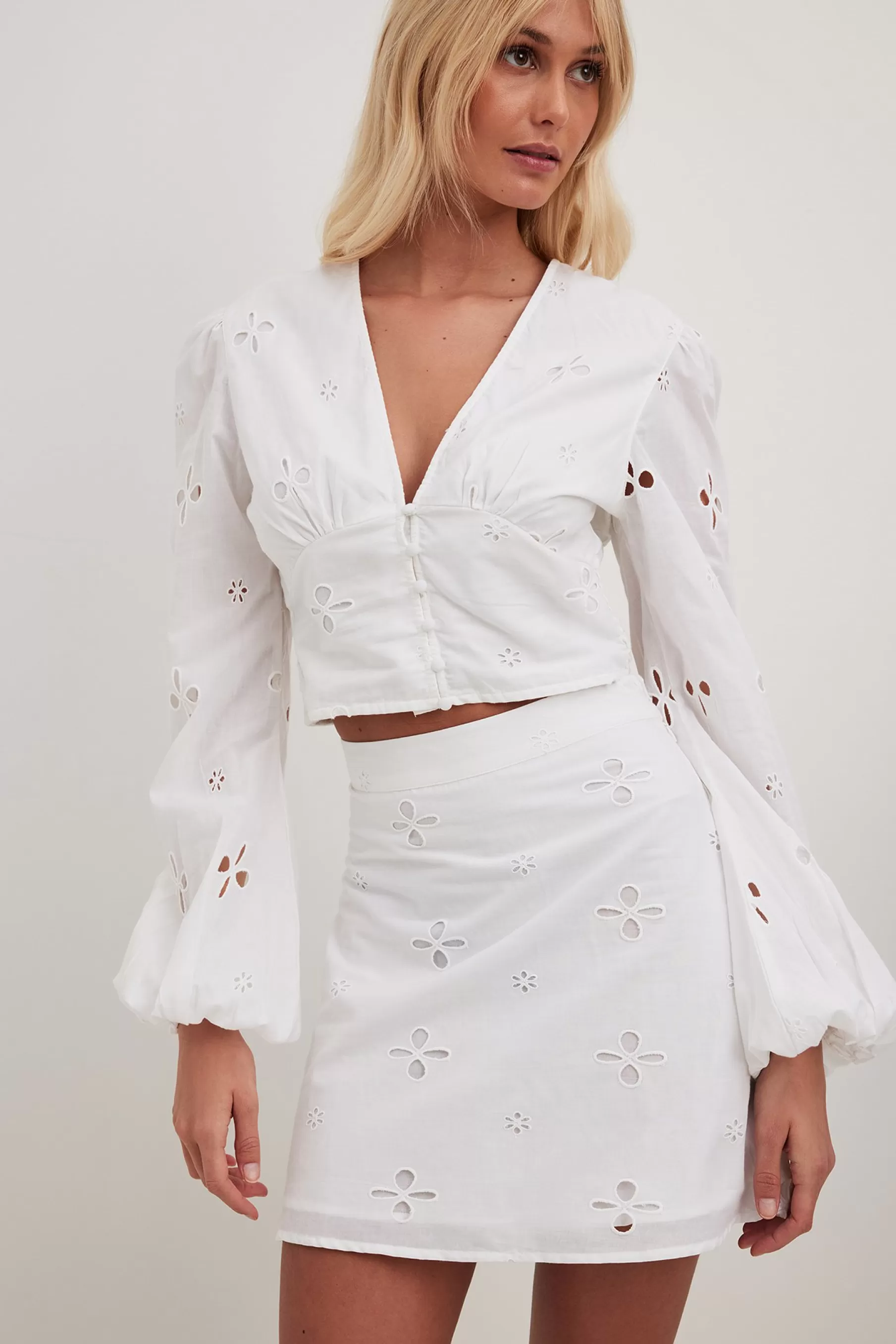 NA-KD Anglaise Long Sleeve Blouse White