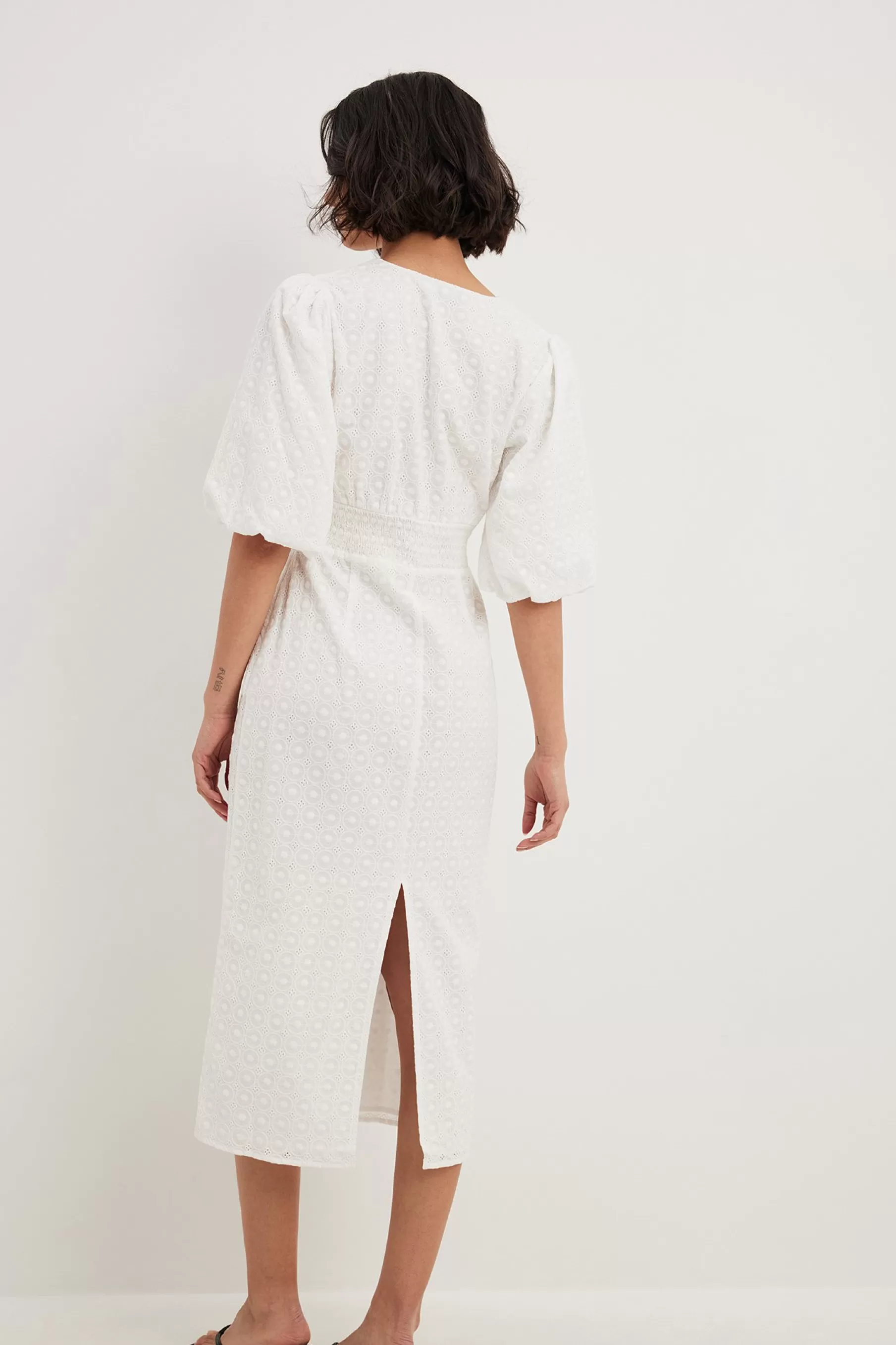 NA-KD Anglaise Puff Sleeve Midi Dress White