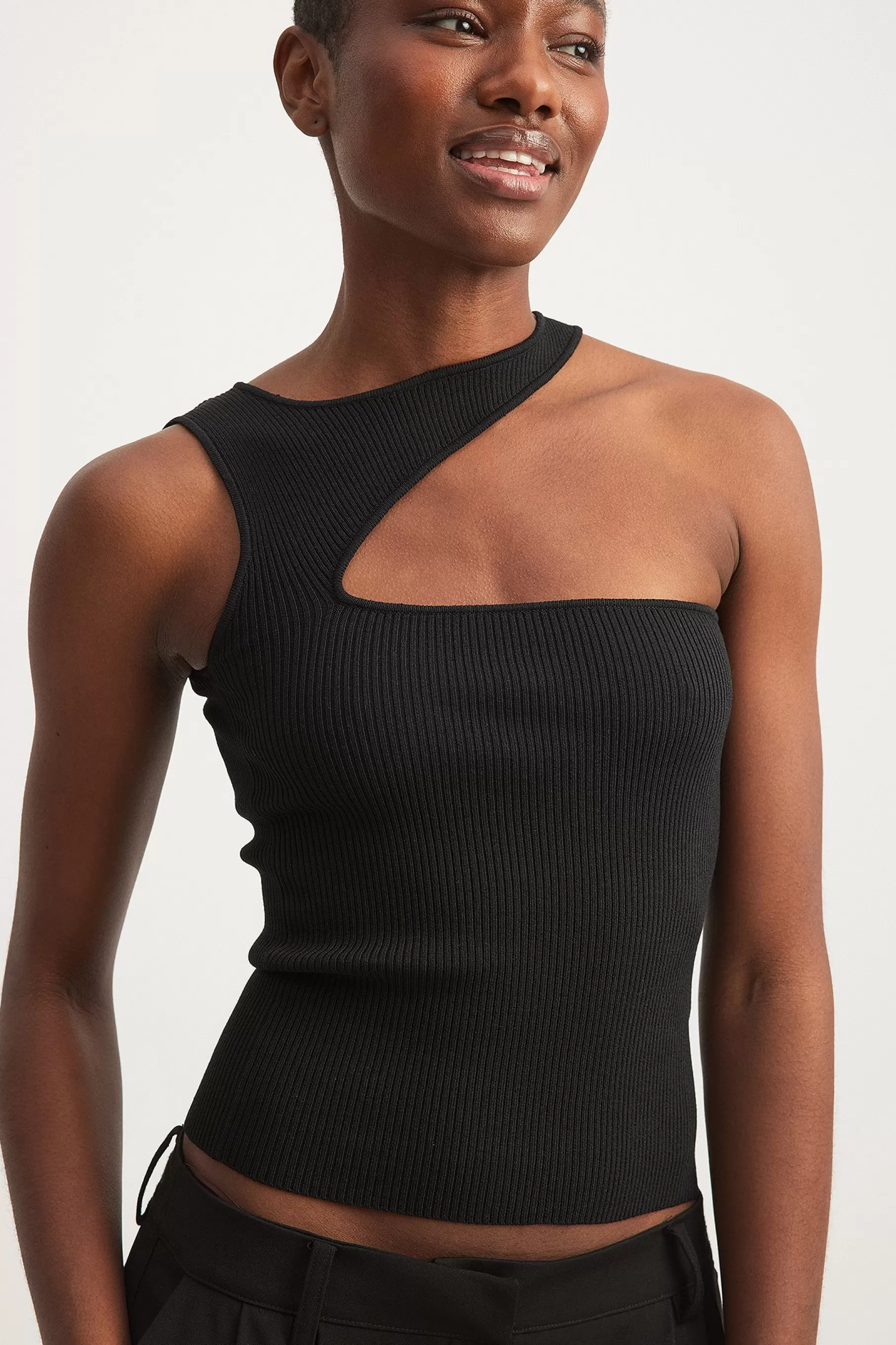 NA-KD Asymetric Cut Out Knitted Top Black