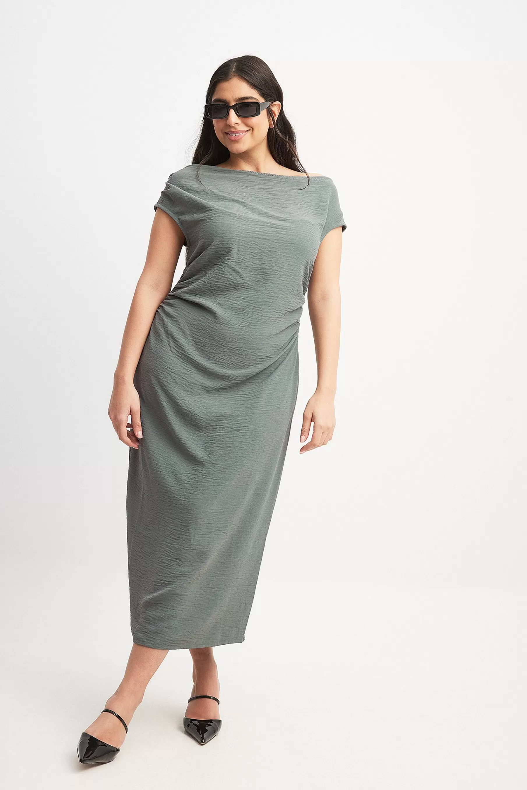 NA-KD Asymmetric Midi Dress Grey