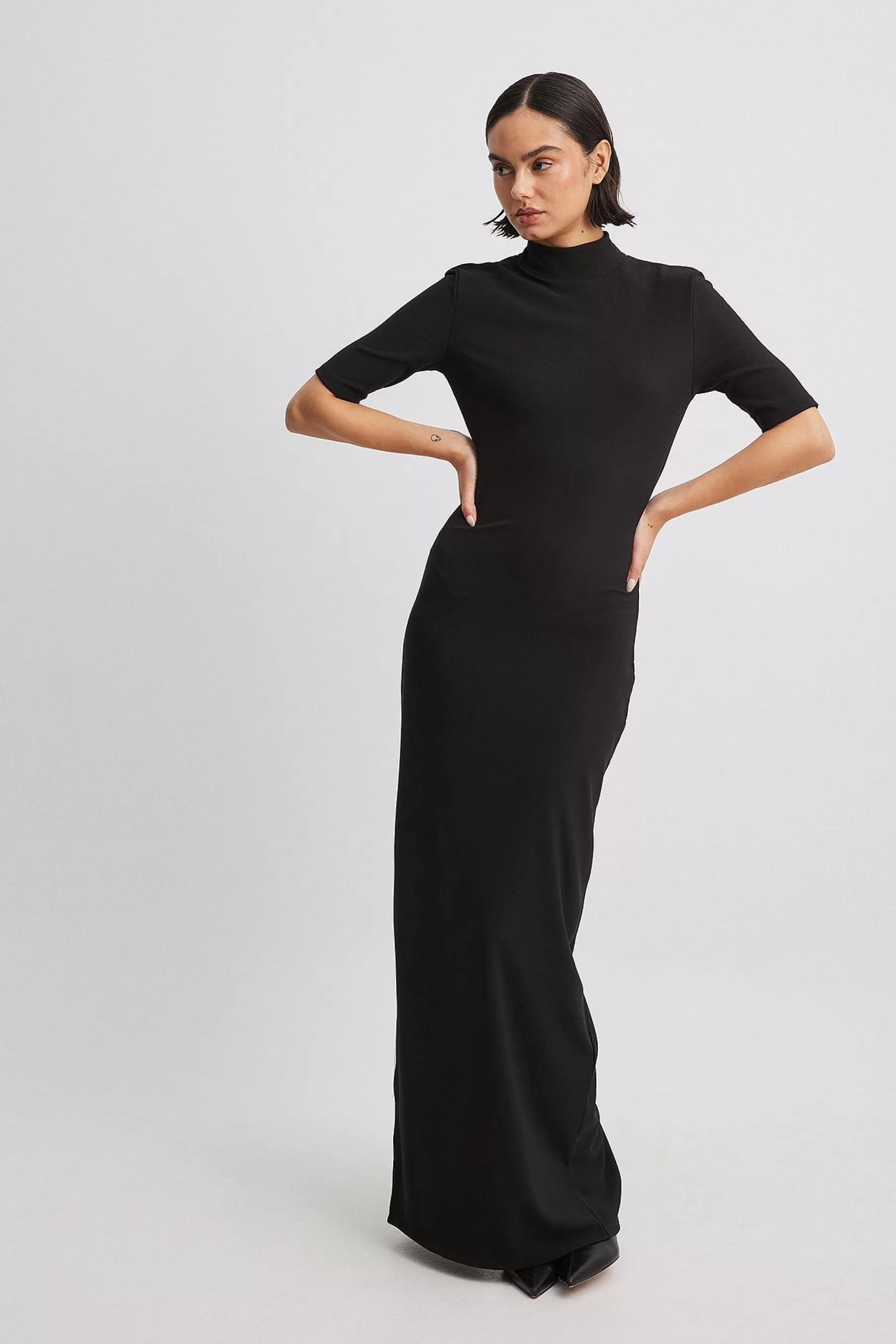 NA-KD Back Cut Out Maxi Dress Black