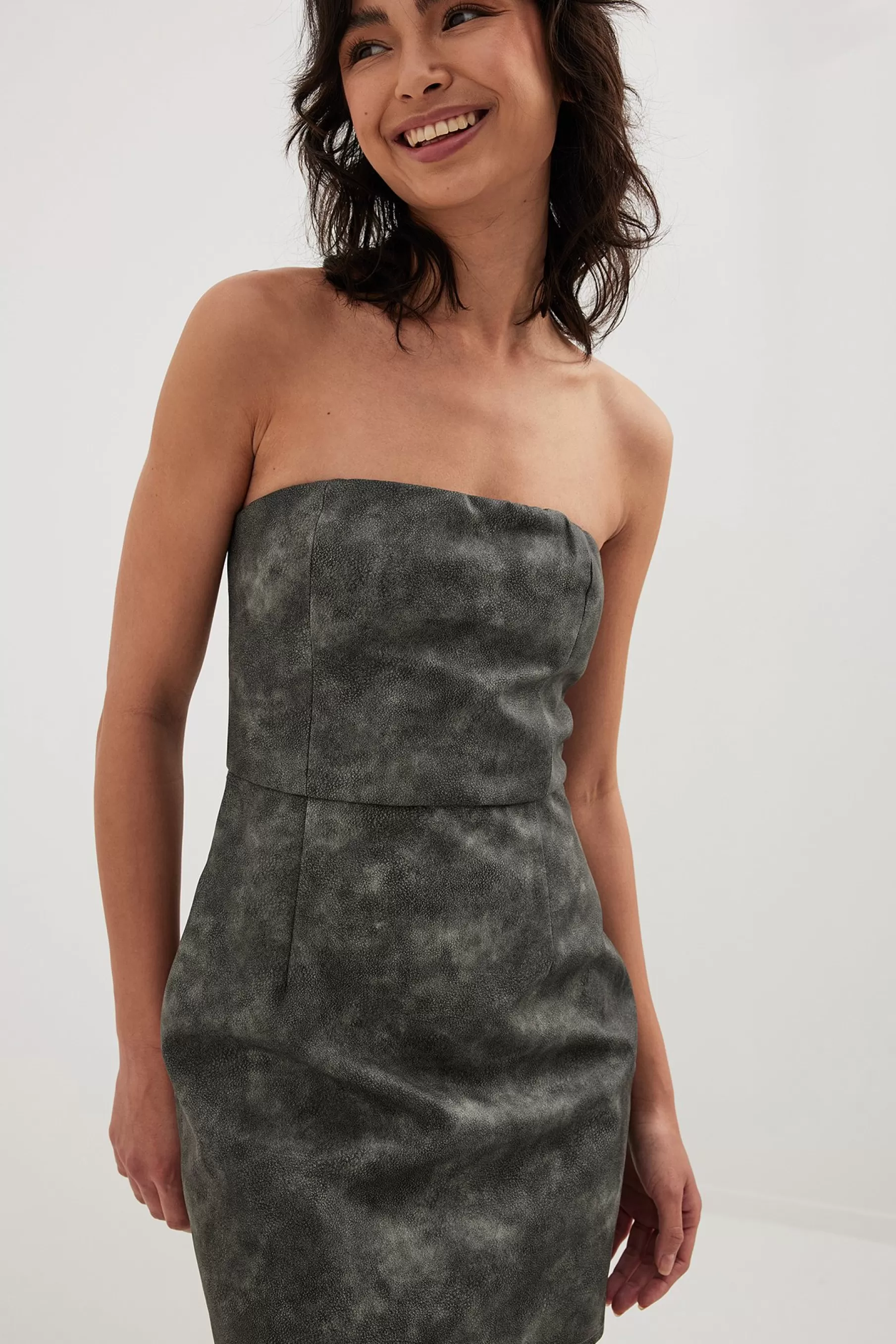 NA-KD Bandeau Matte Pu Mini Dress Grey