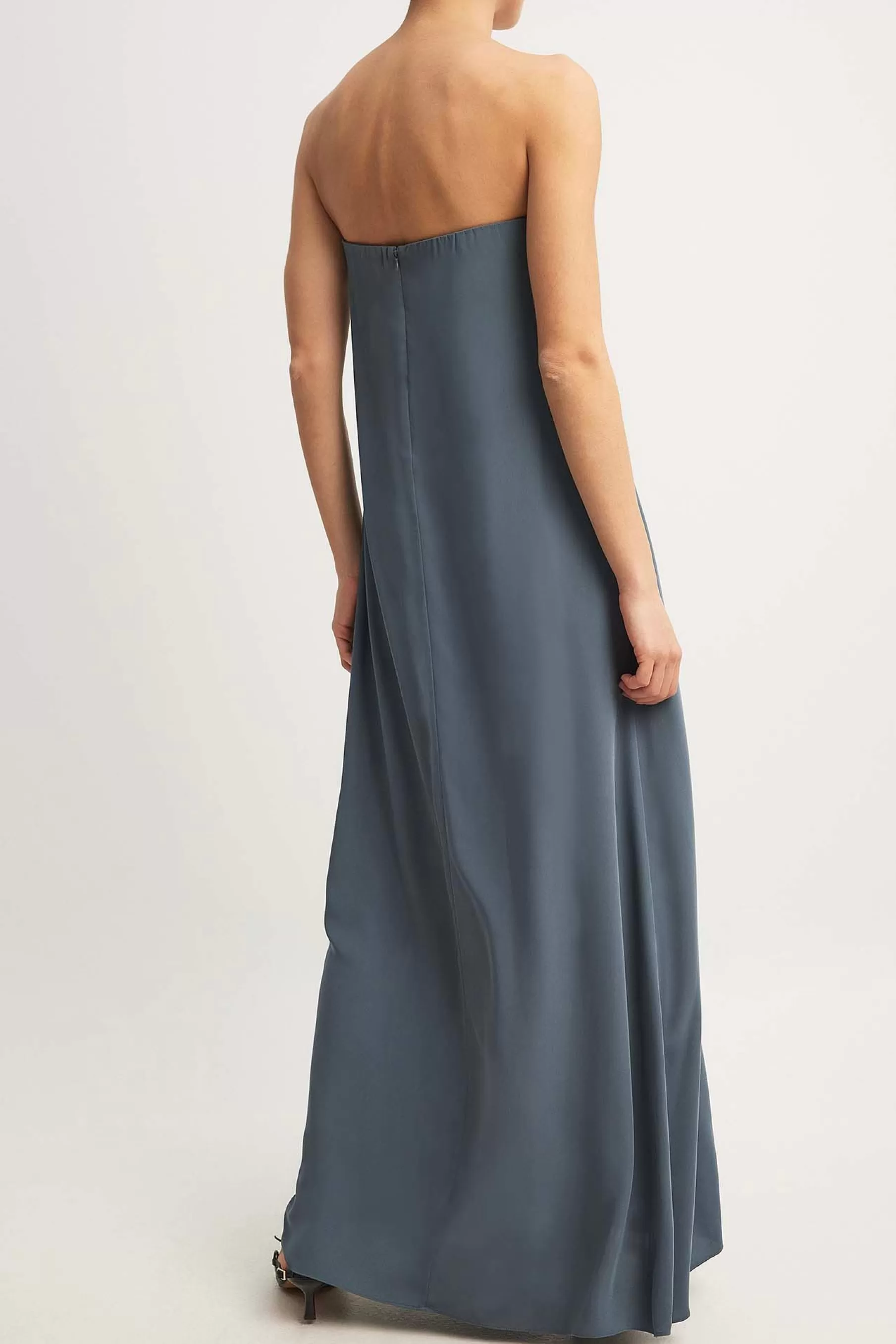 NA-KD Bandeau Maxi Dress Grey