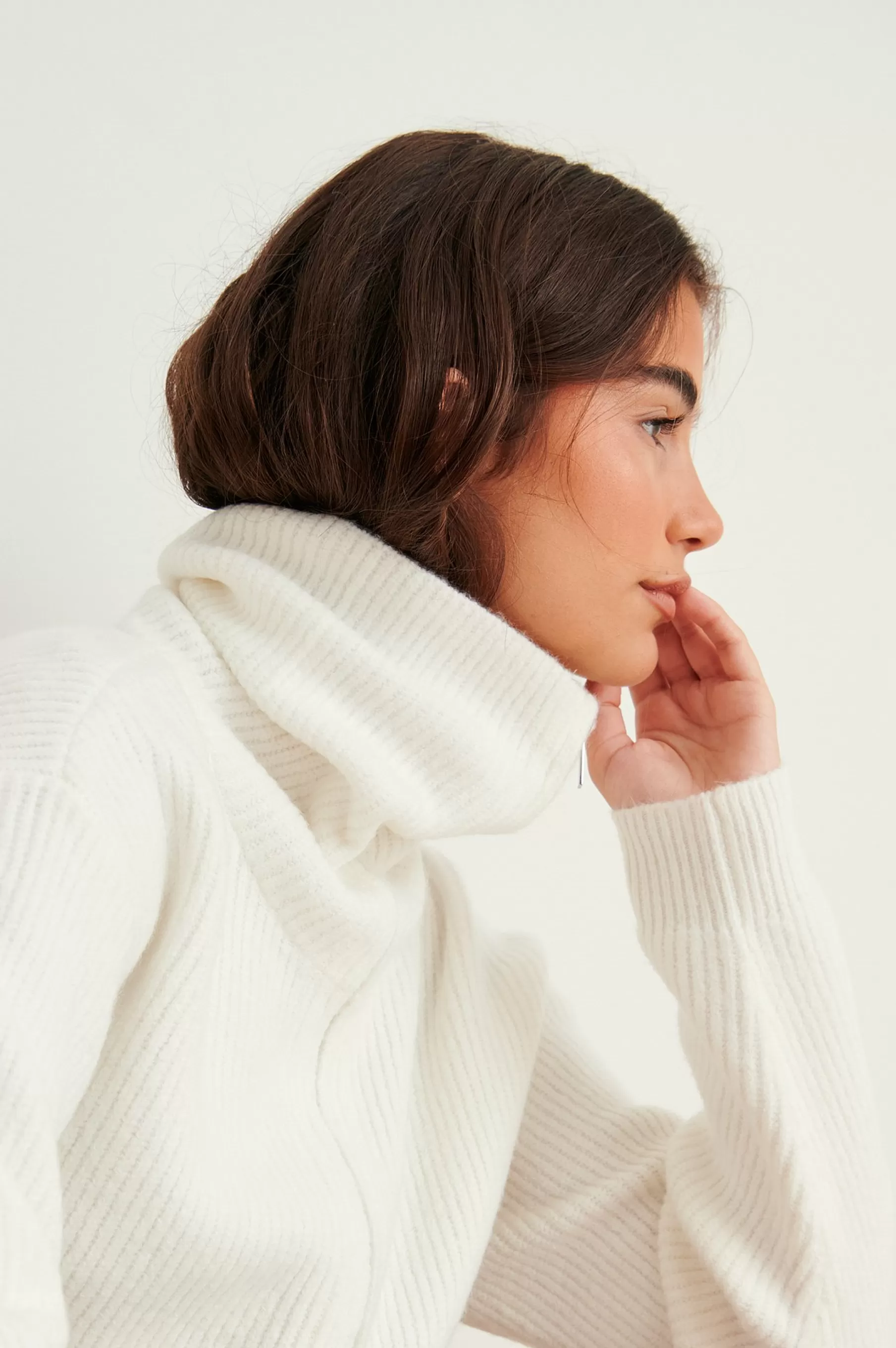 NA-KD Big Collar Zipped Knitted Cardigan Offwhite