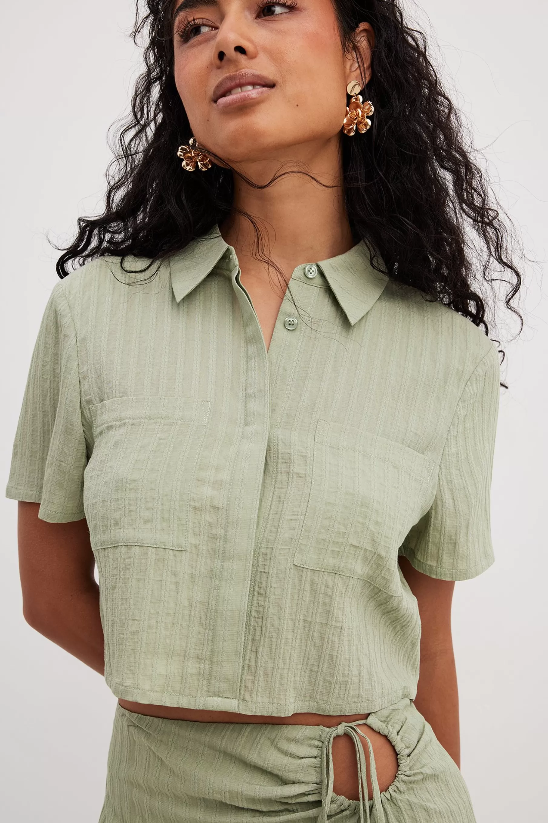 NA-KD Button Down Front Short Sleeve Shirt Green