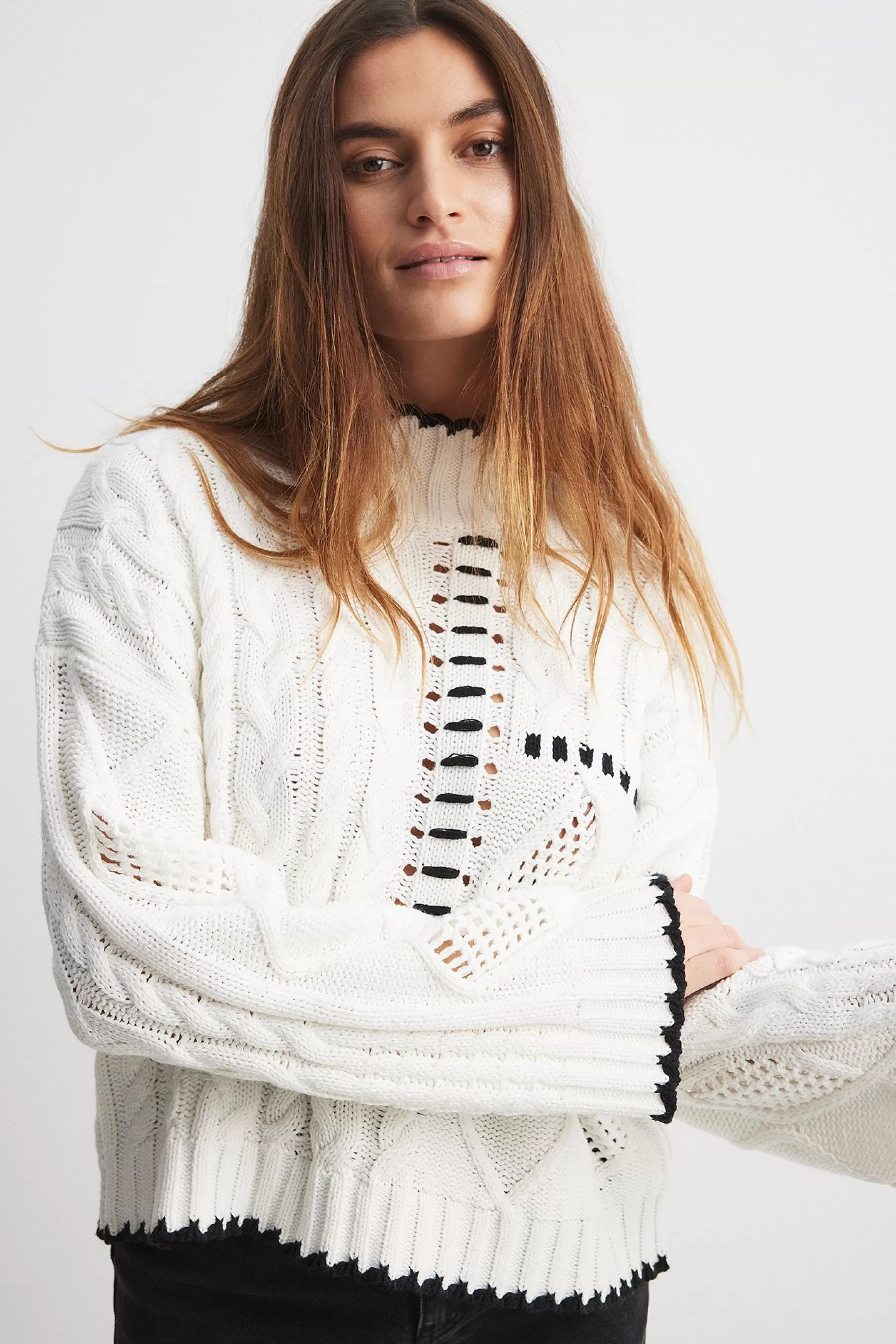 NA-KD Cable Knit Stitch Detail Sweater Offwhite