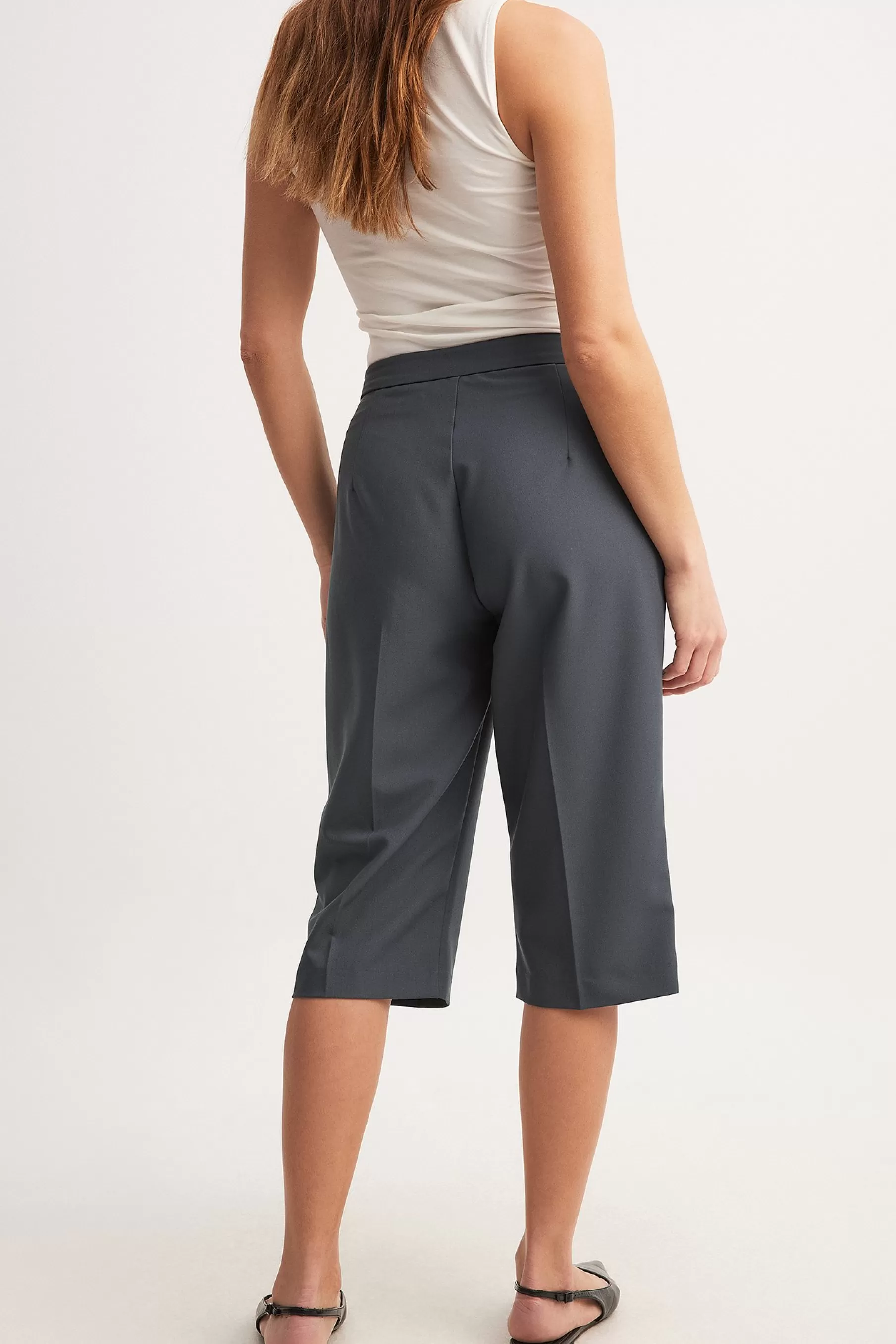 NA-KD Capri Pants Grey