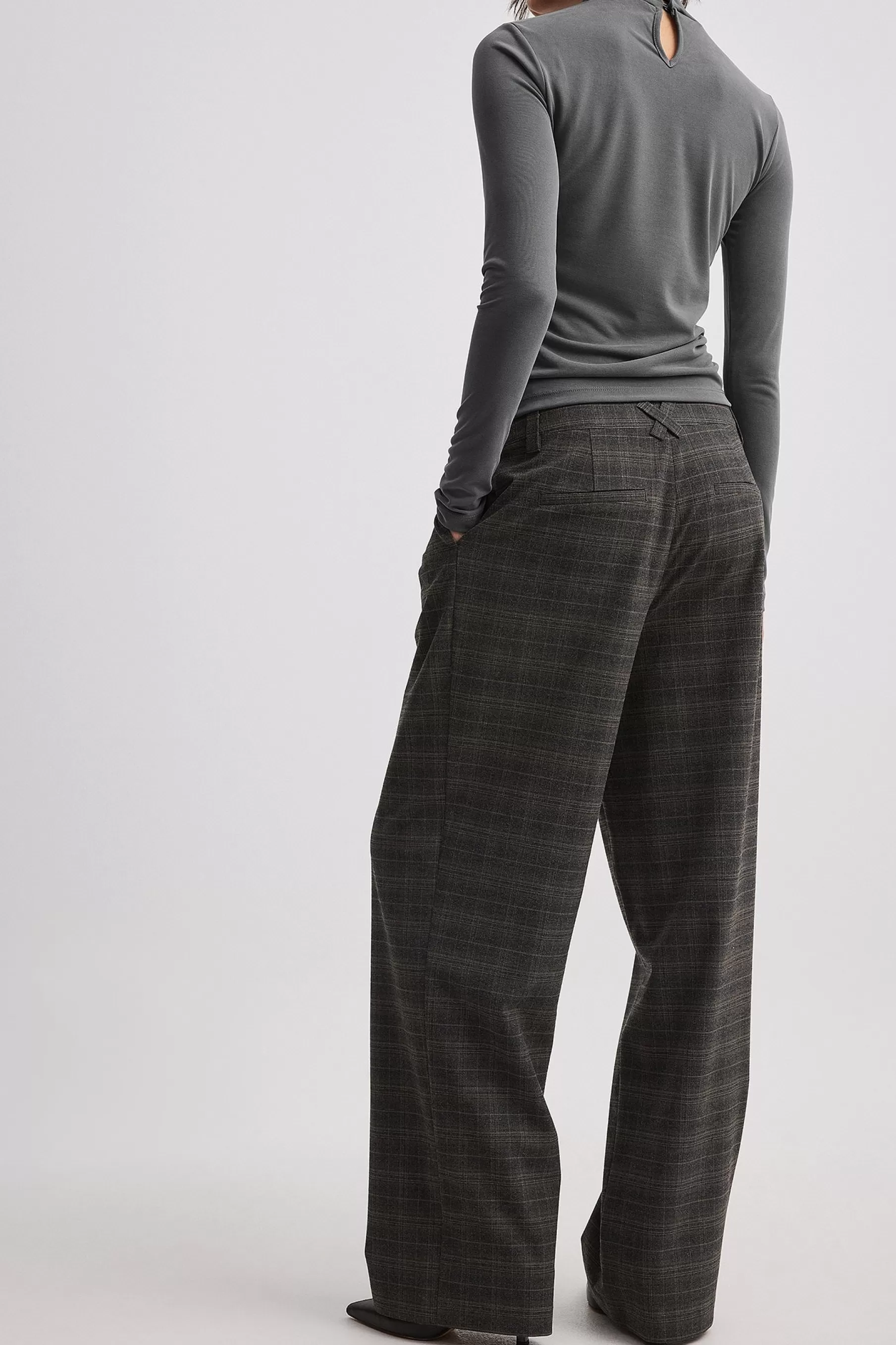 NA-KD Check Pleated Mid Waist Suit Pants Grey