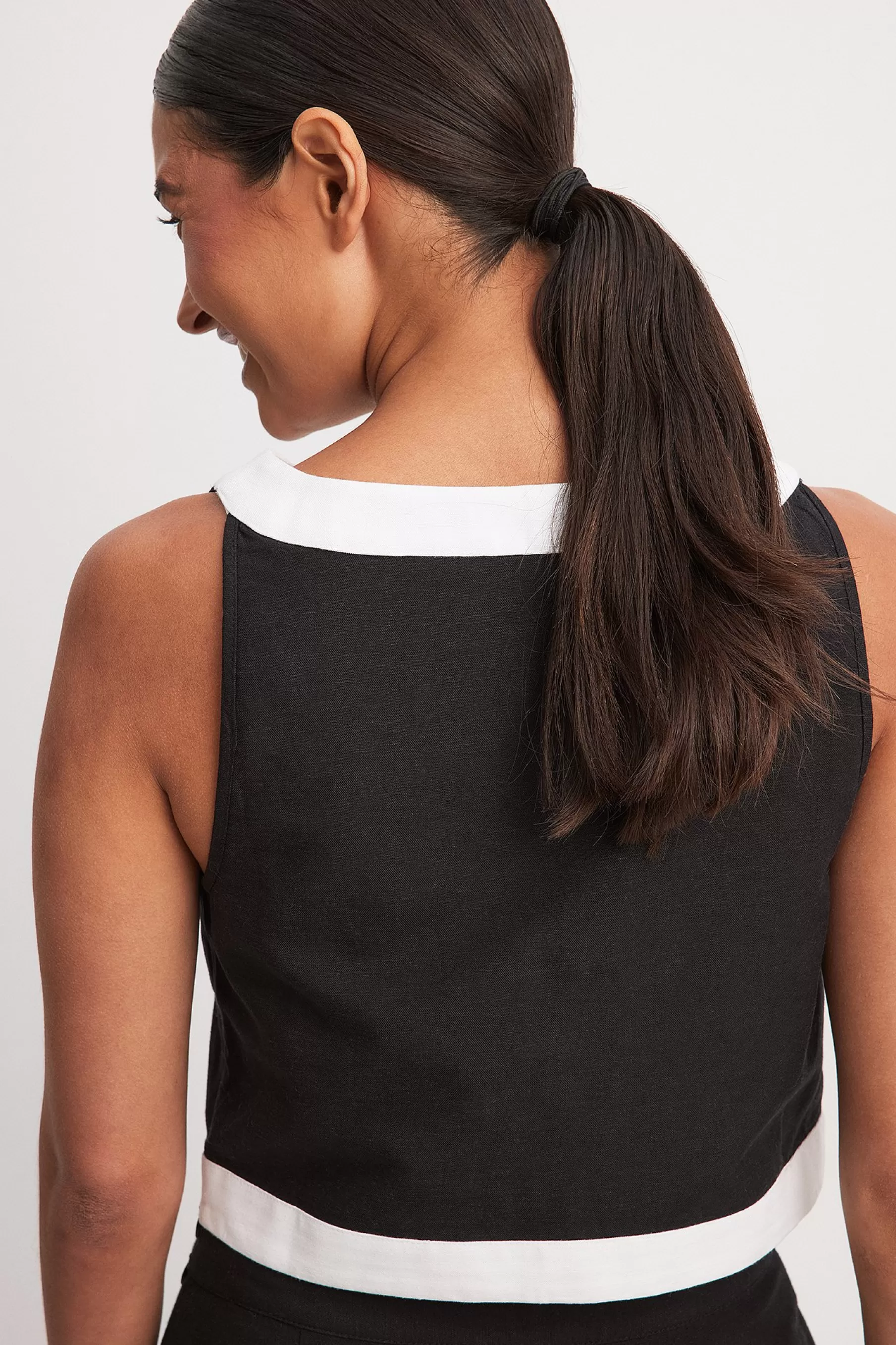 NA-KD Contrast Detail Boat Neck Top Black