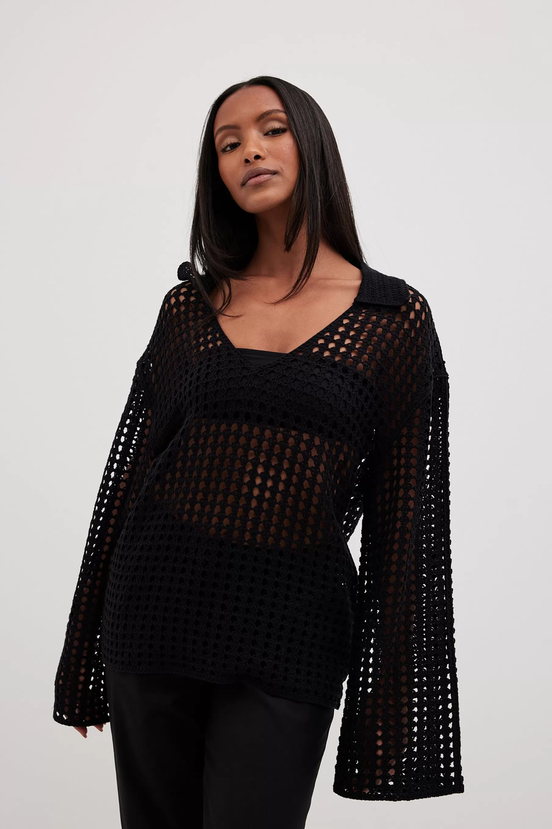 NA-KD Crochet Knitted V-Neck Sweater Black