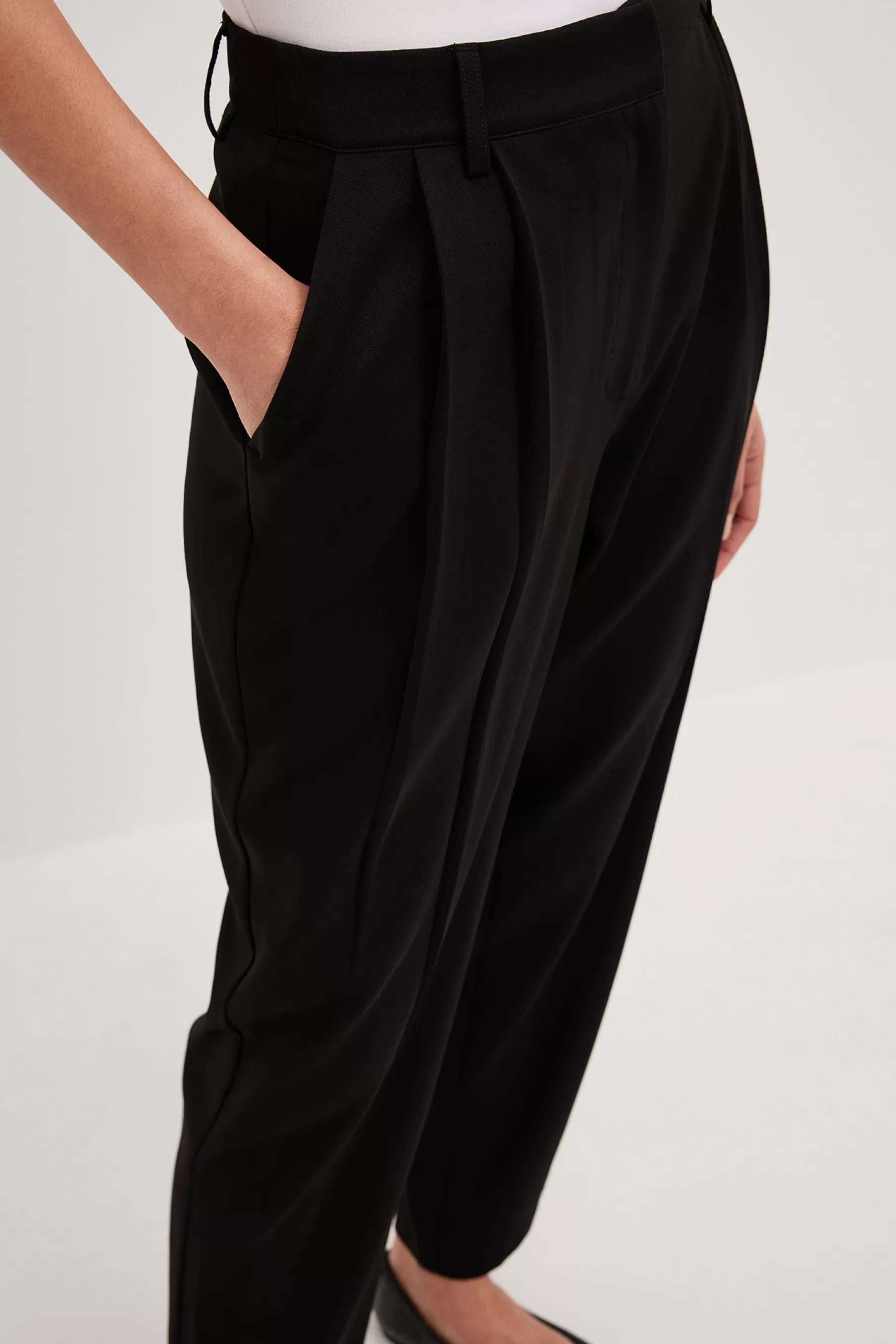 NA-KD Cropped High Waist Pants Black