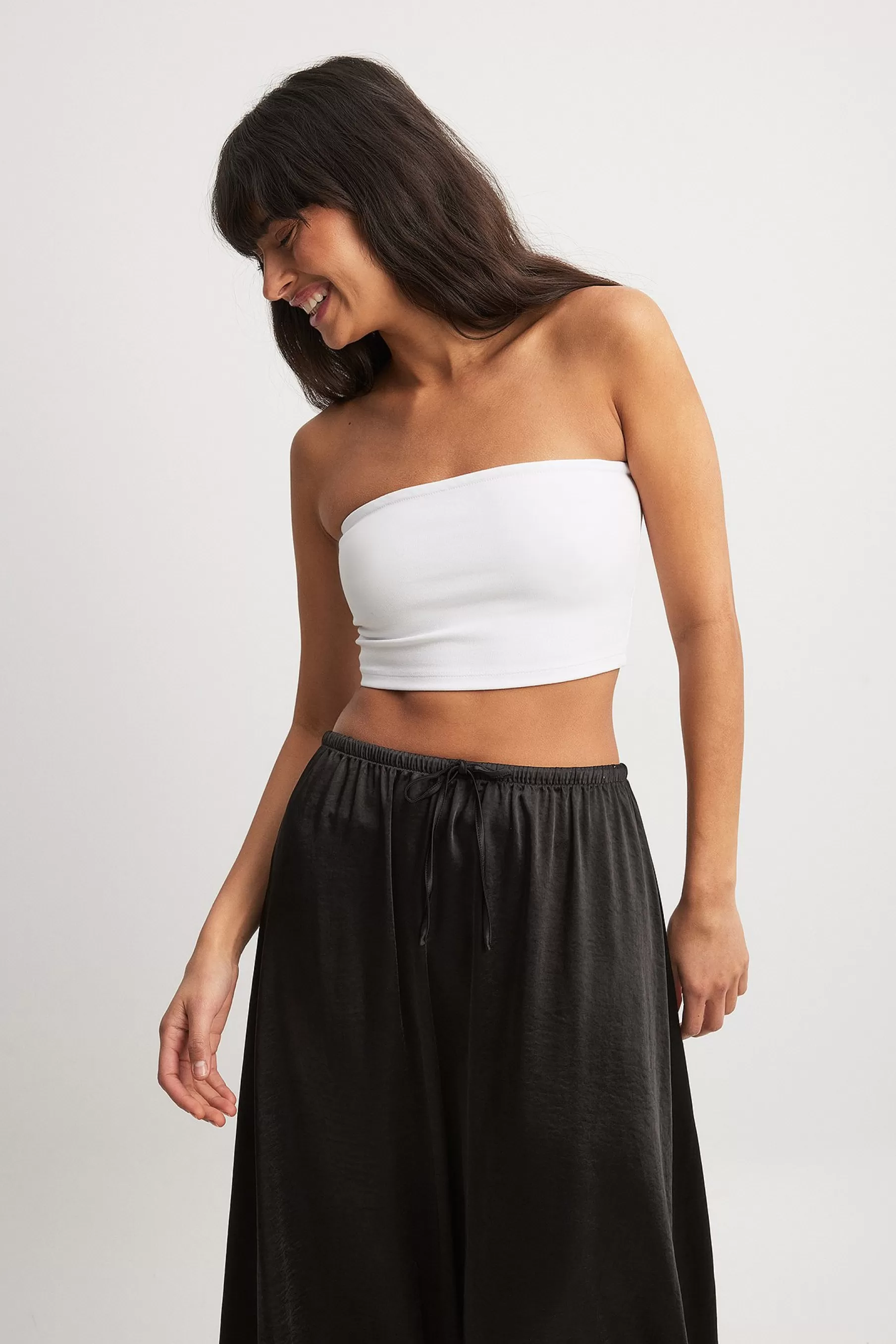 NA-KD Cropped Tube Top White