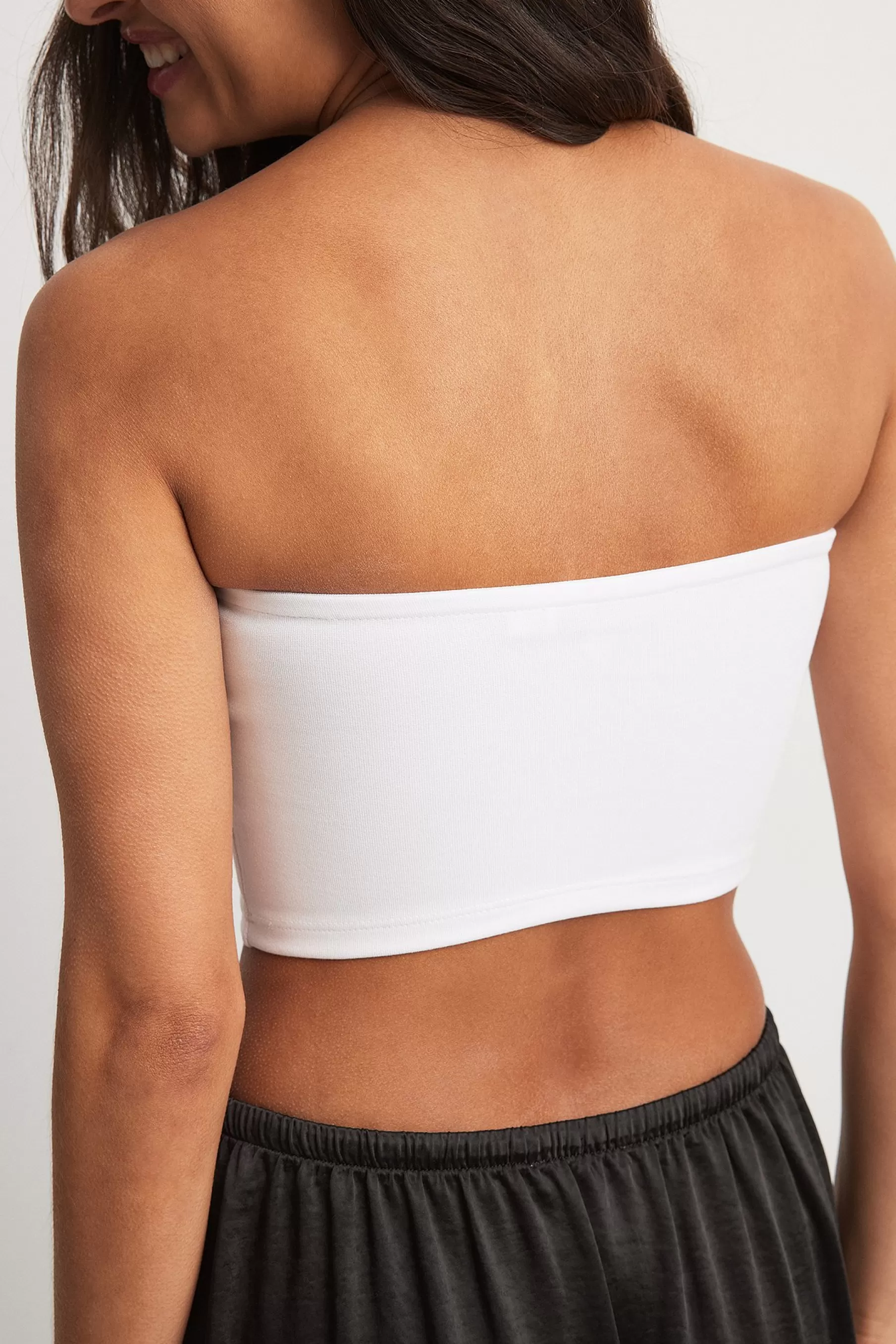 NA-KD Cropped Tube Top White