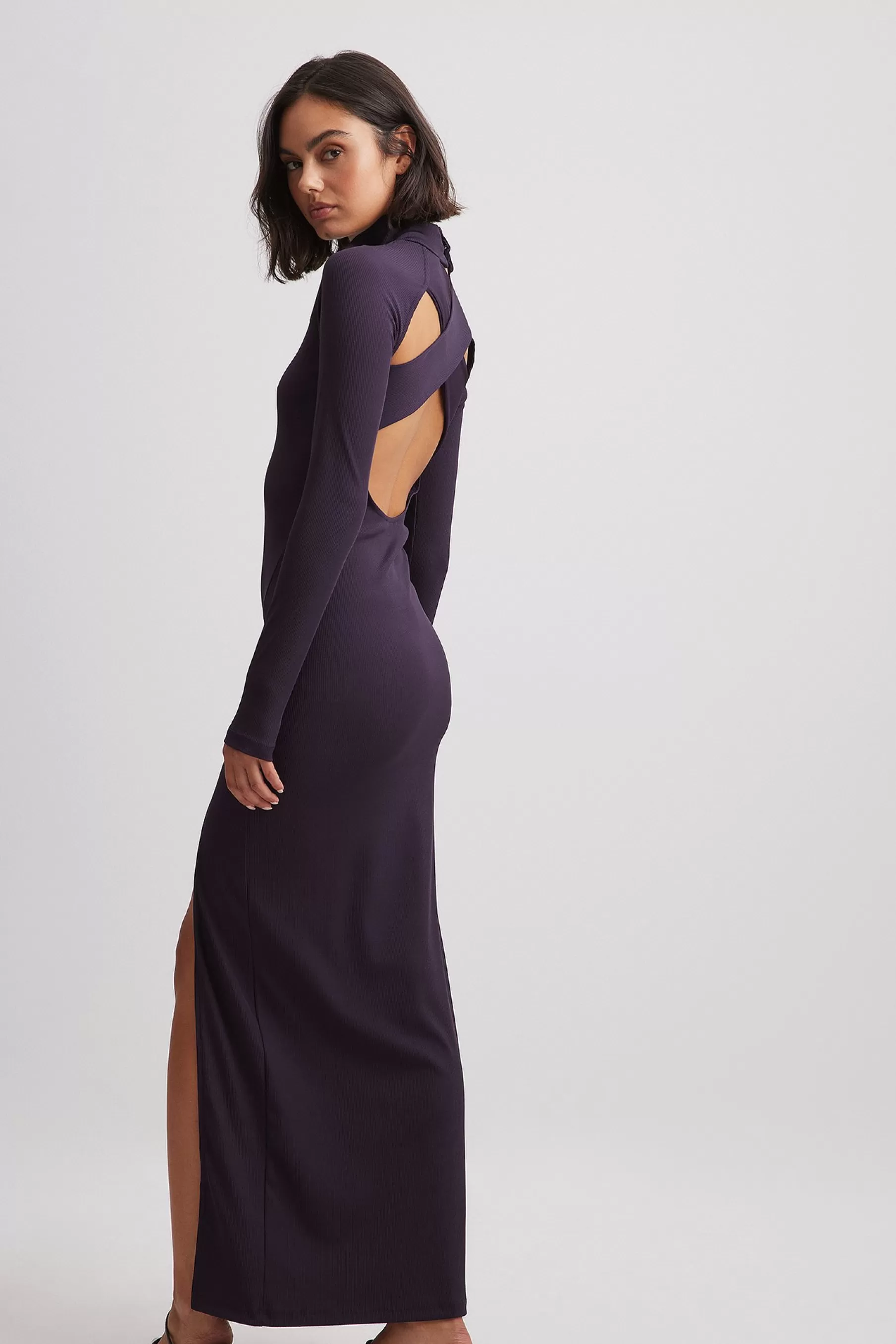 NA-KD Crossed Back Midi Dress Purple