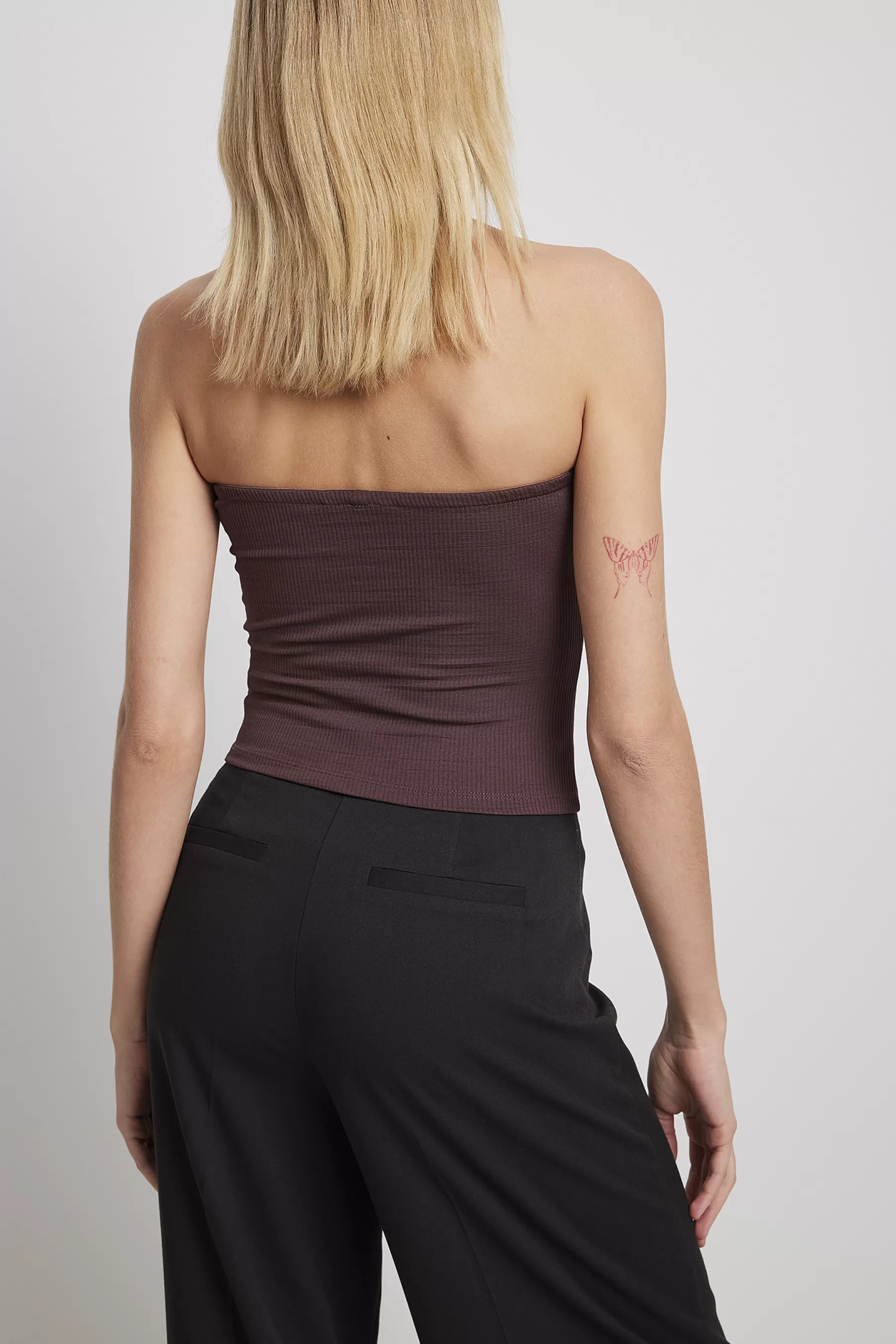 NA-KD Cut Out Bandeau Rib Top Brown