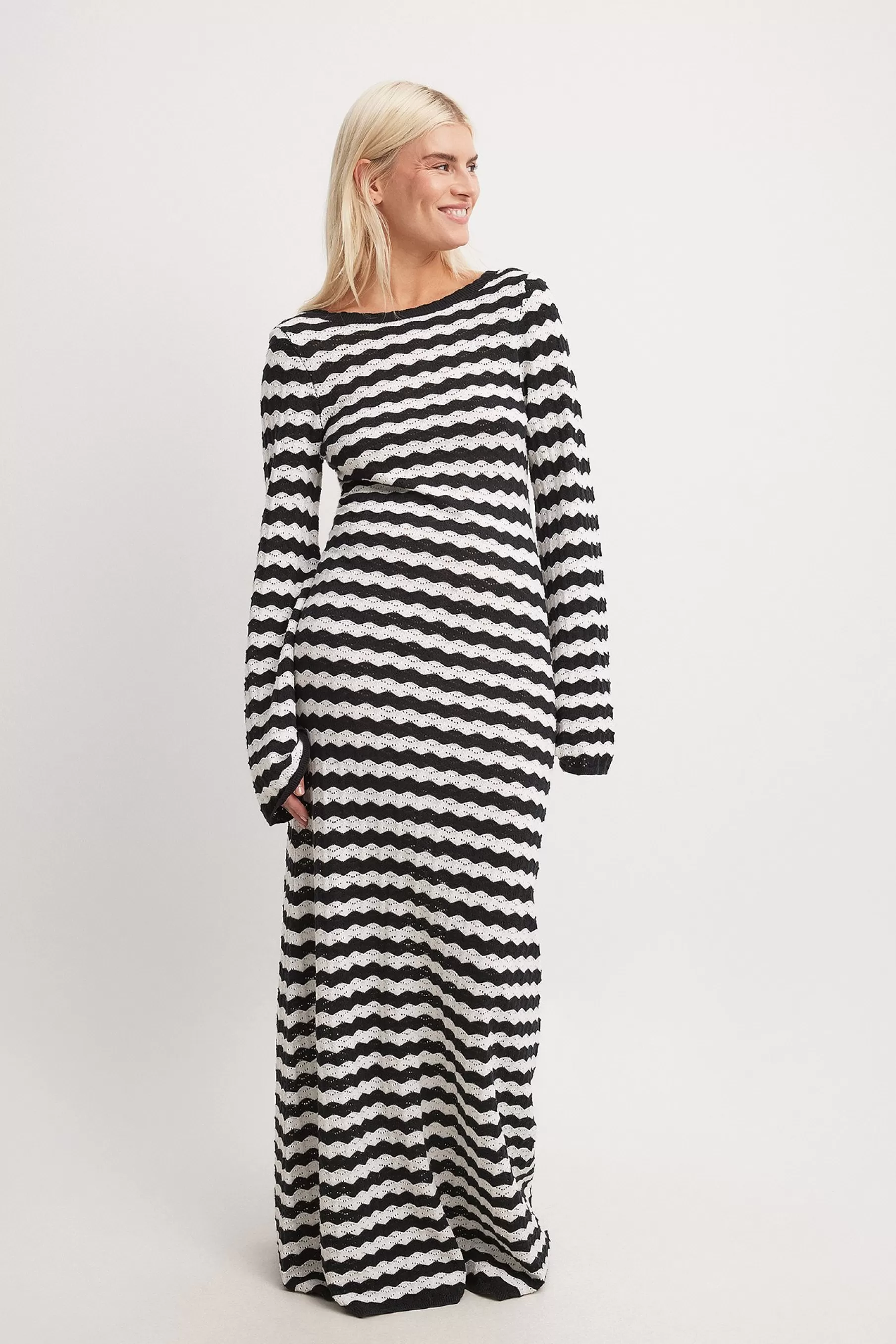 NA-KD Deep Back Knitted Maxi Dress Stripe