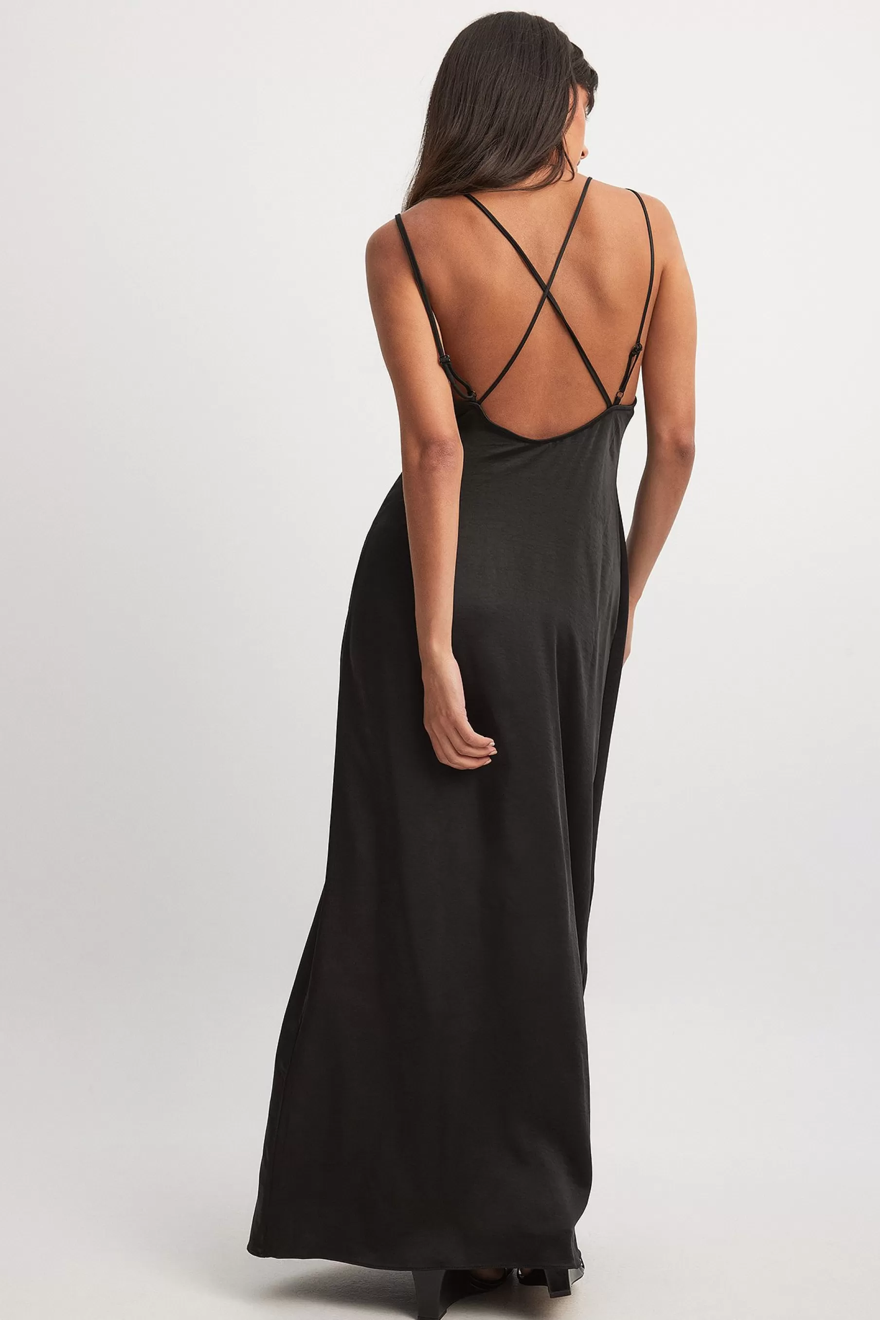 NA-KD Deep Back Satin Dress Black