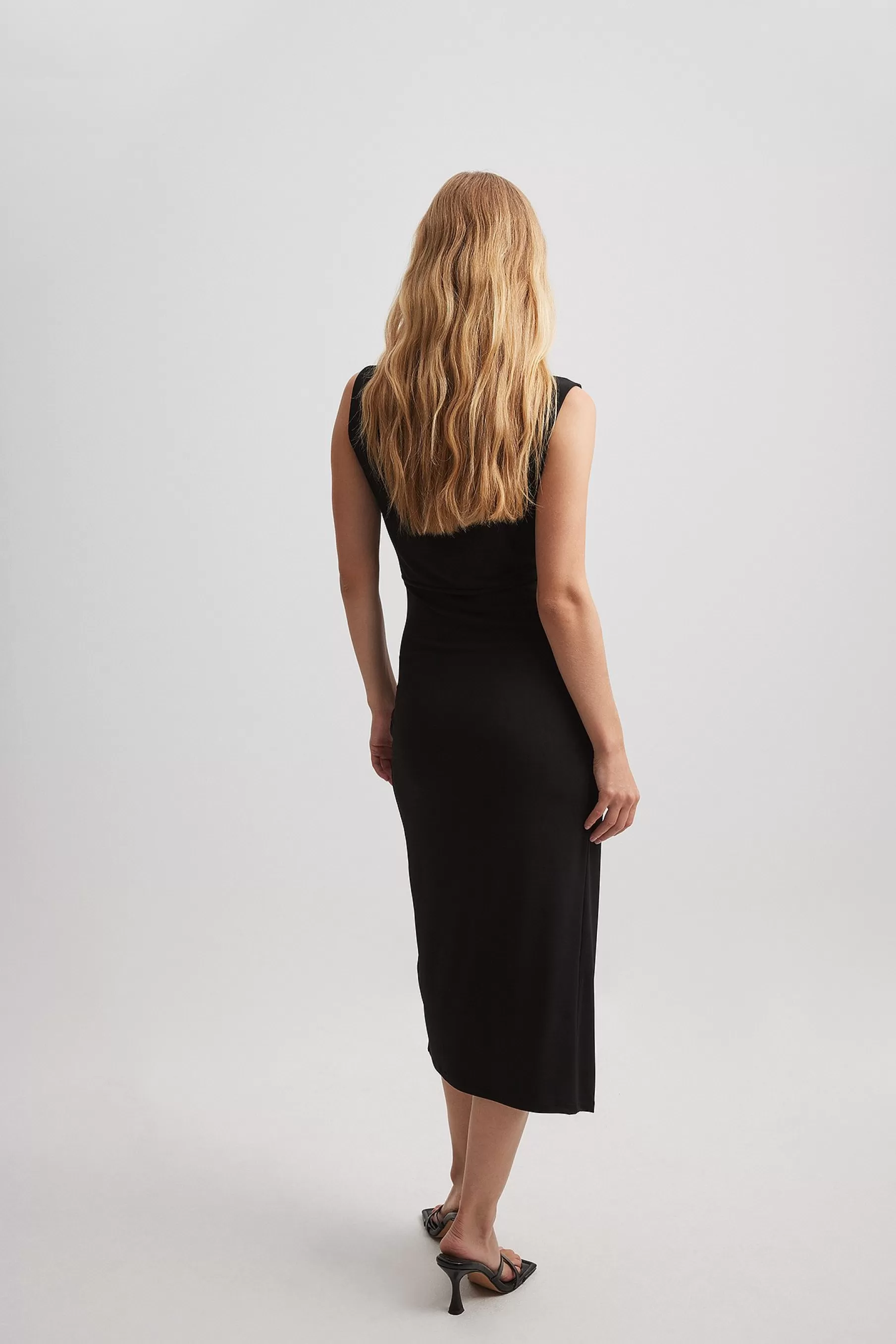 NA-KD Drapy Midi Dress Black