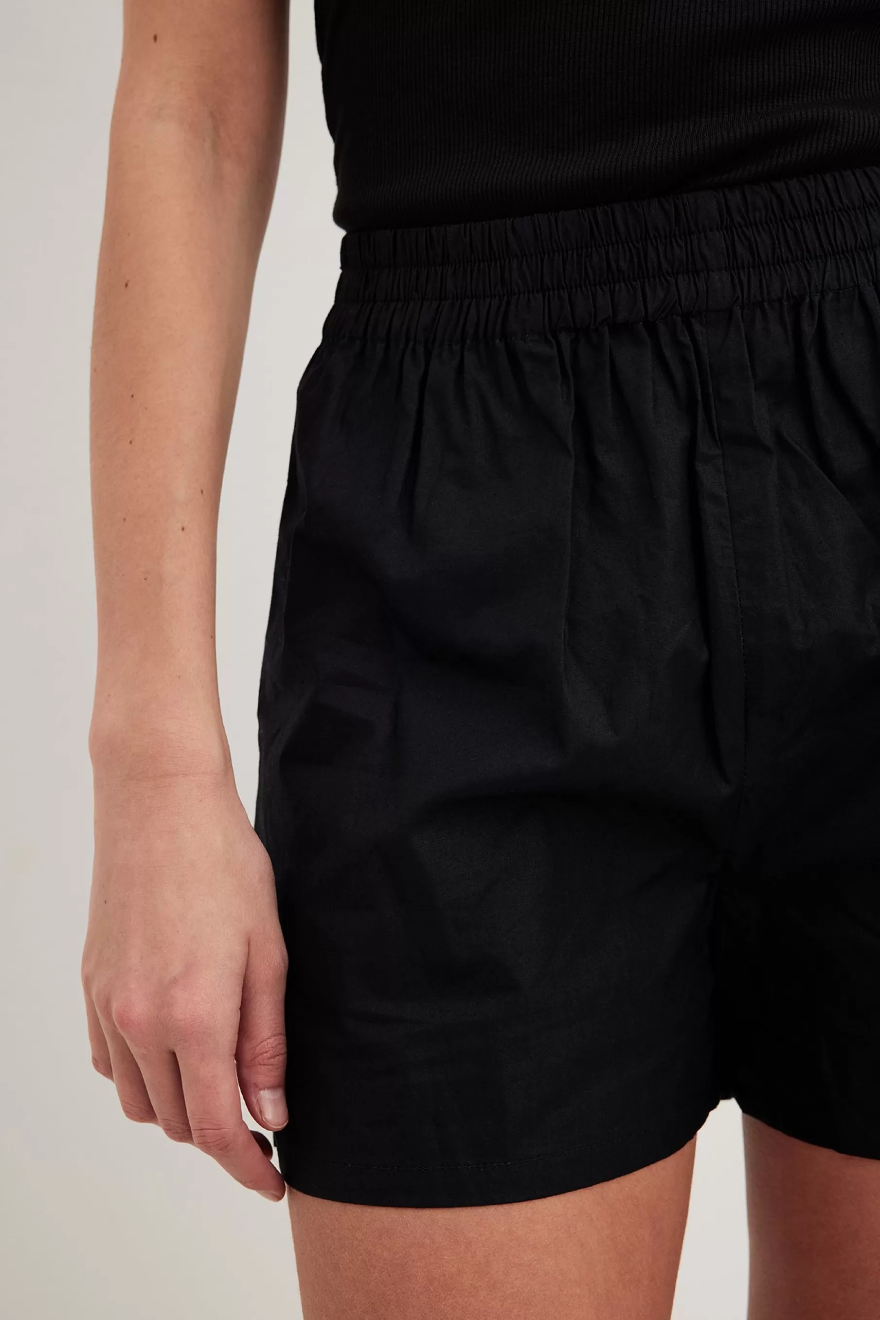 NA-KD Elastic Waist Cotton Shorts Black