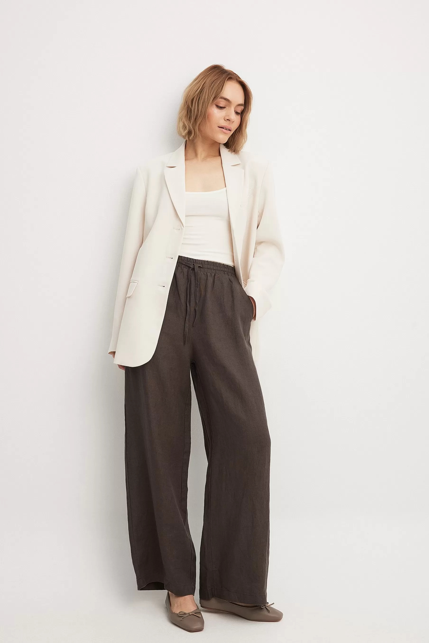 NA-KD Elastic Waist Linen Trousers Brown