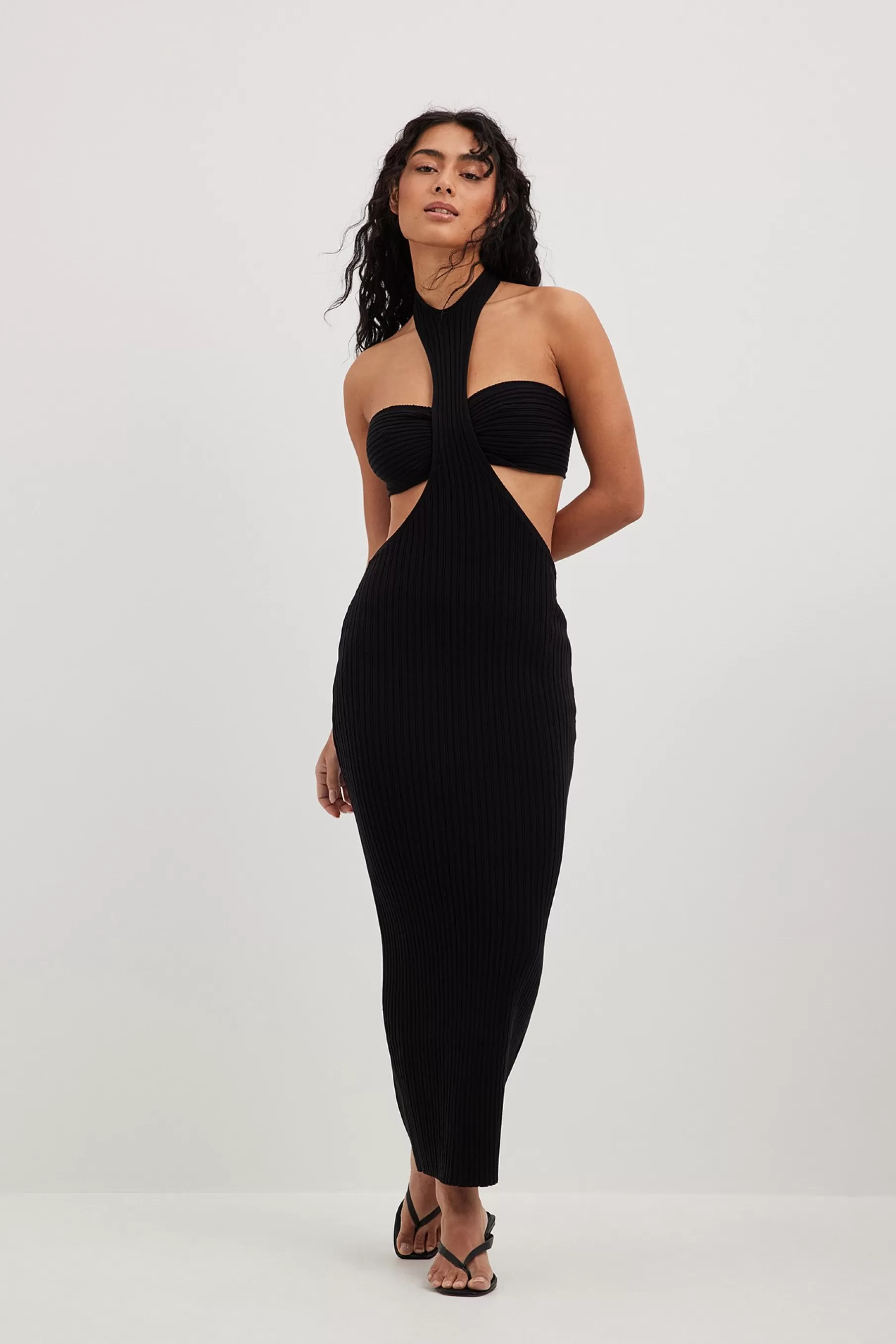 NA-KD Fine Knitted Cut Out Detail Maxi Dress Black