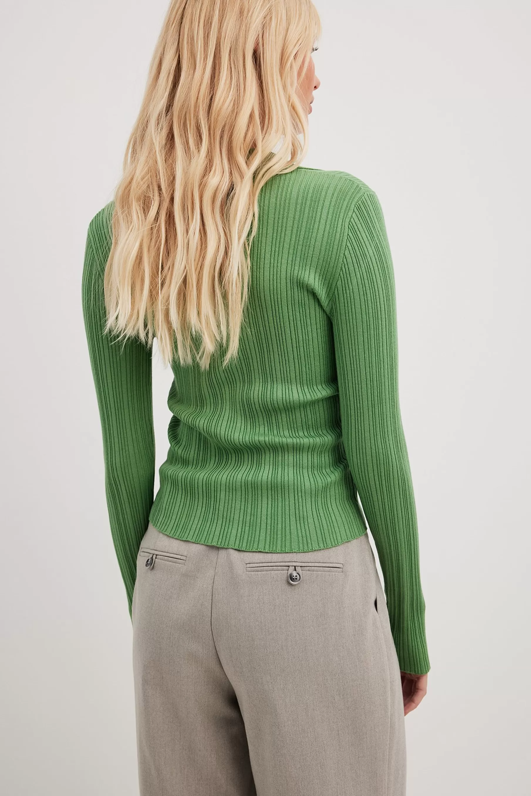 NA-KD Fine Knitted Long Sleeved Collar Top Green