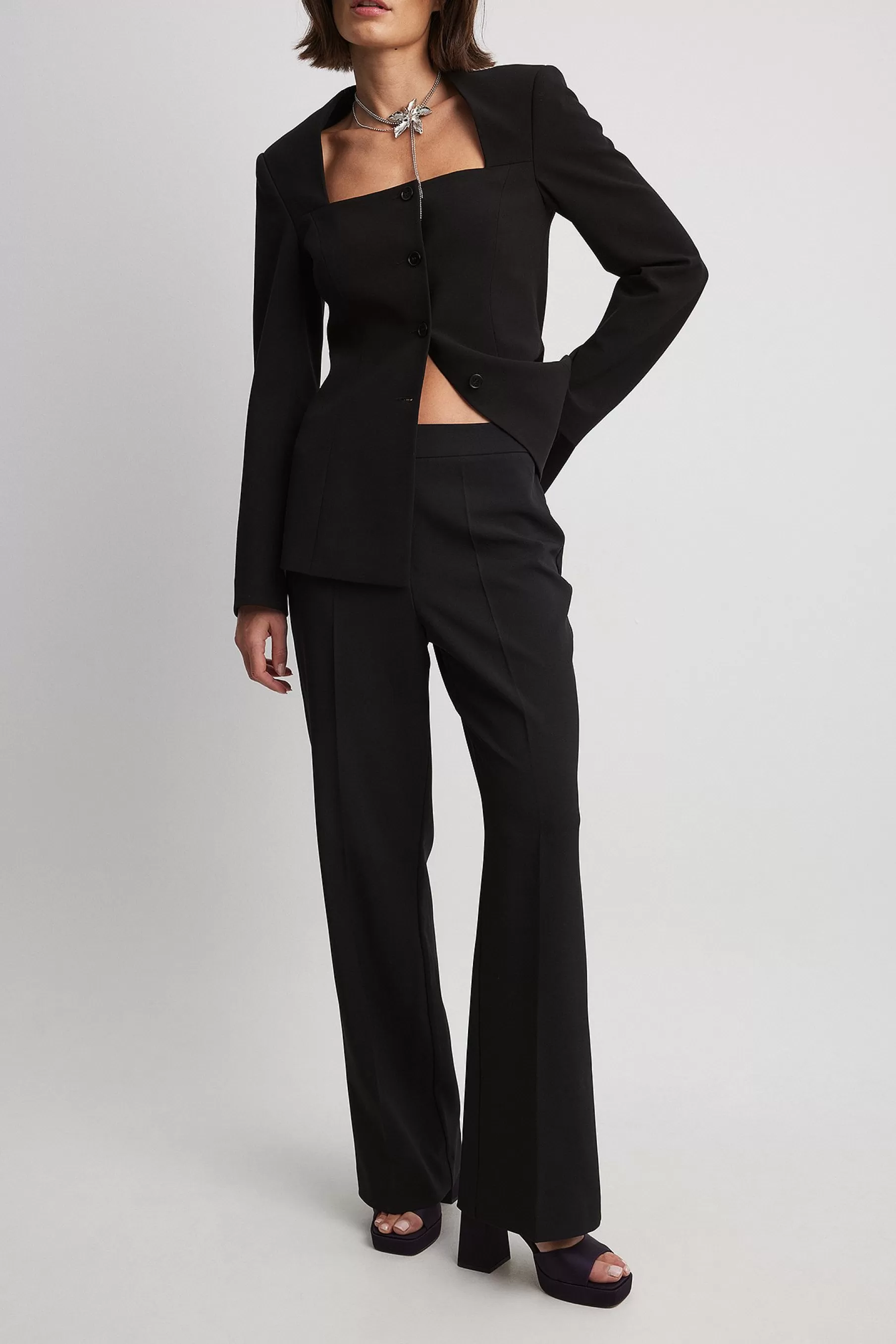 NA-KD Flared Fitted Mid Waist Suit Pants Black