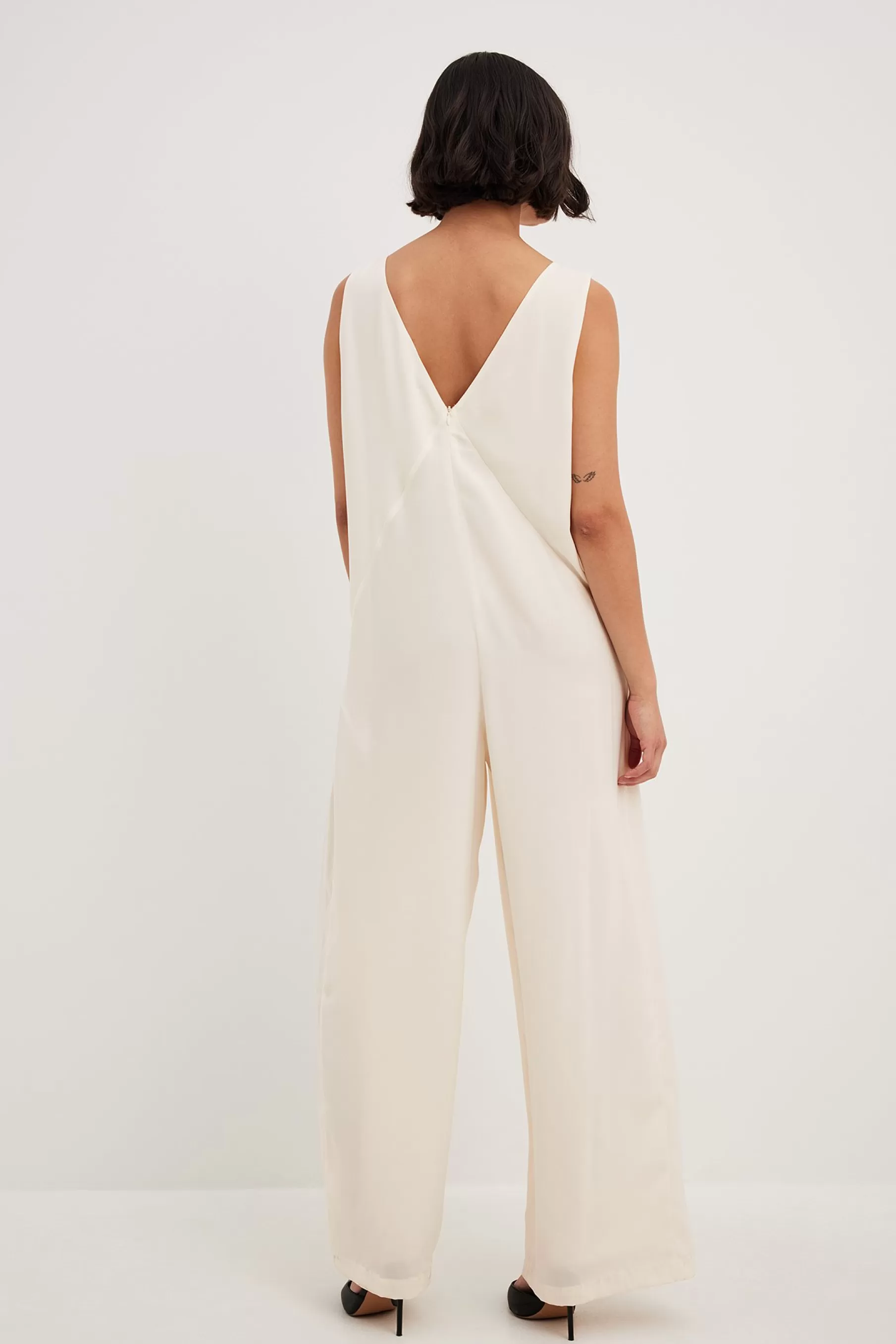 NA-KD Flowy Jumpsuit Offwhite