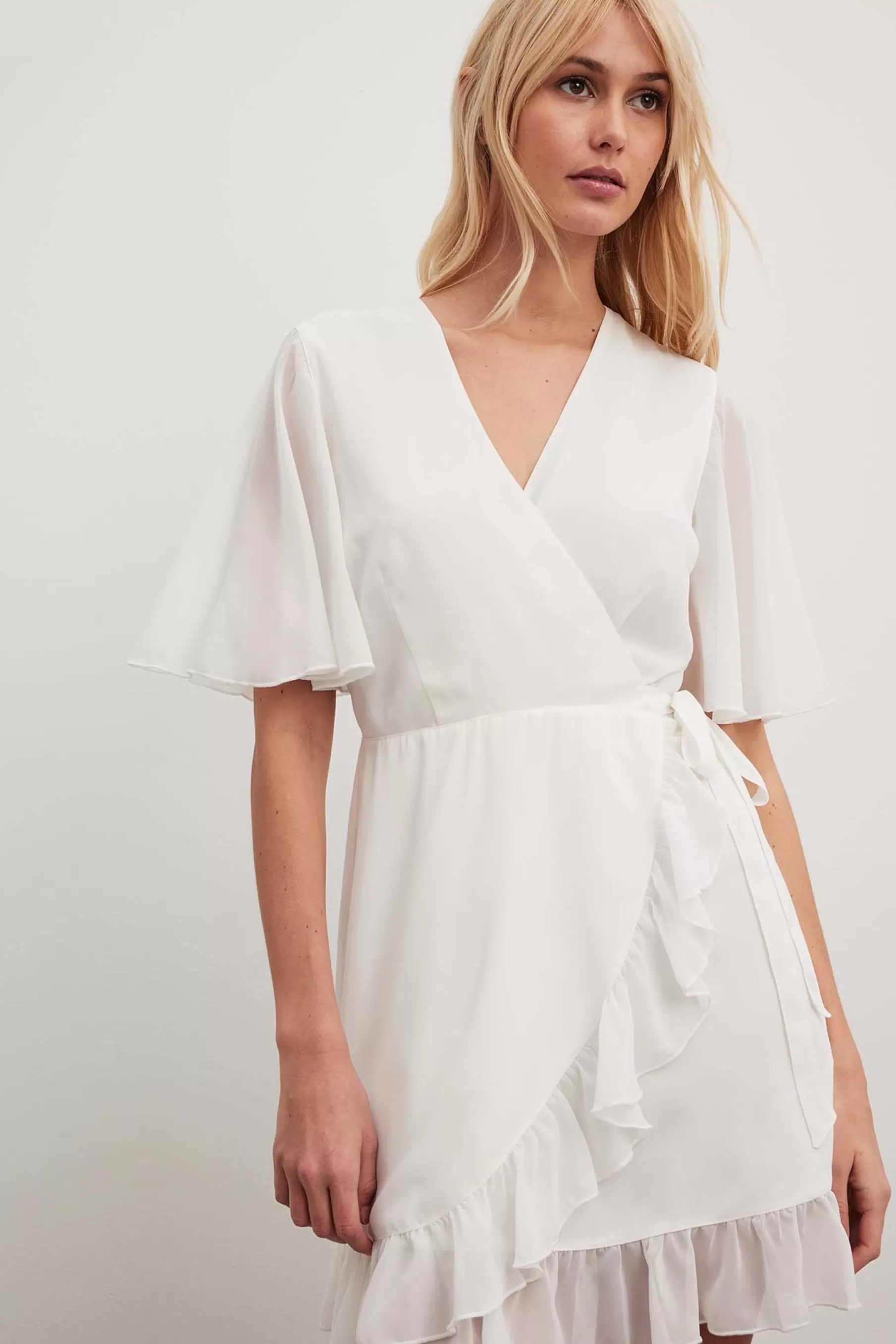 NA-KD Flowy Short Sleeve Overlap Mini Dress White