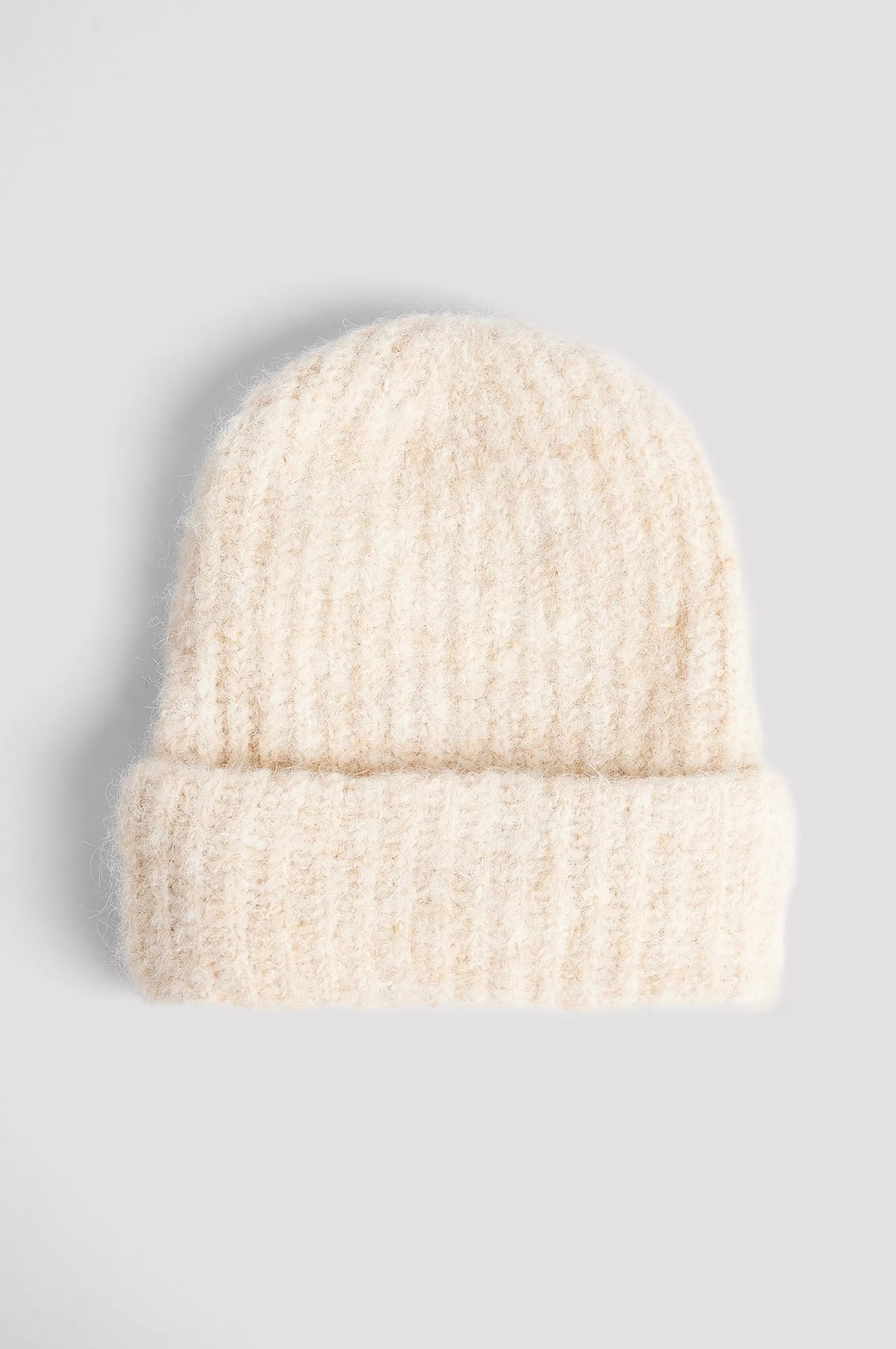 NA-KD Fluffy Beanie Beige