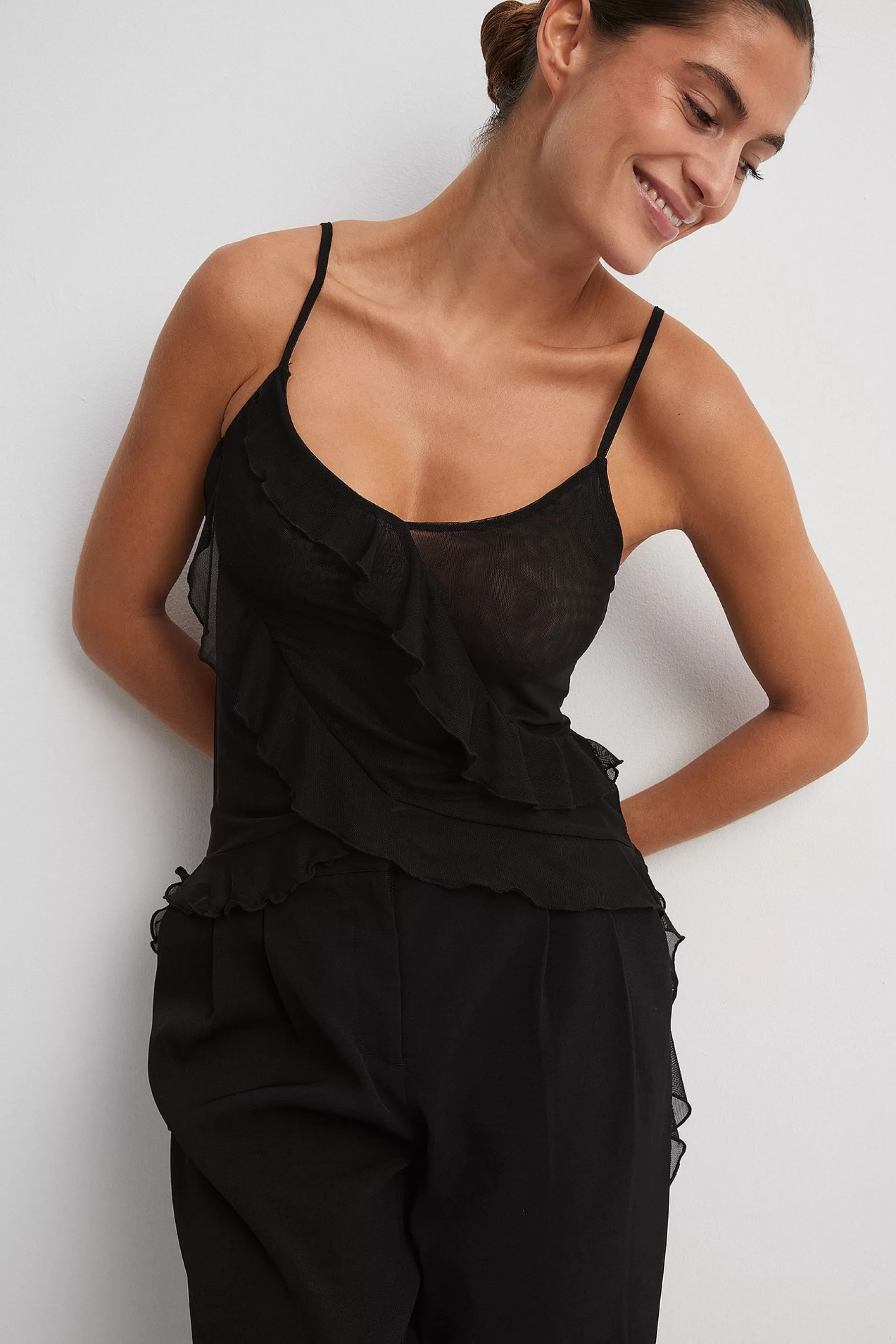 NA-KD Frill Singlet Black