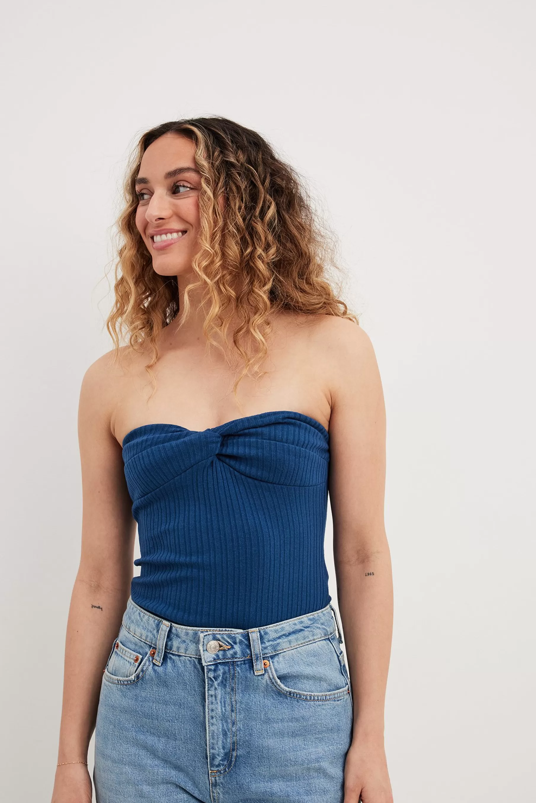 NA-KD Front Twist Tube Top Blue