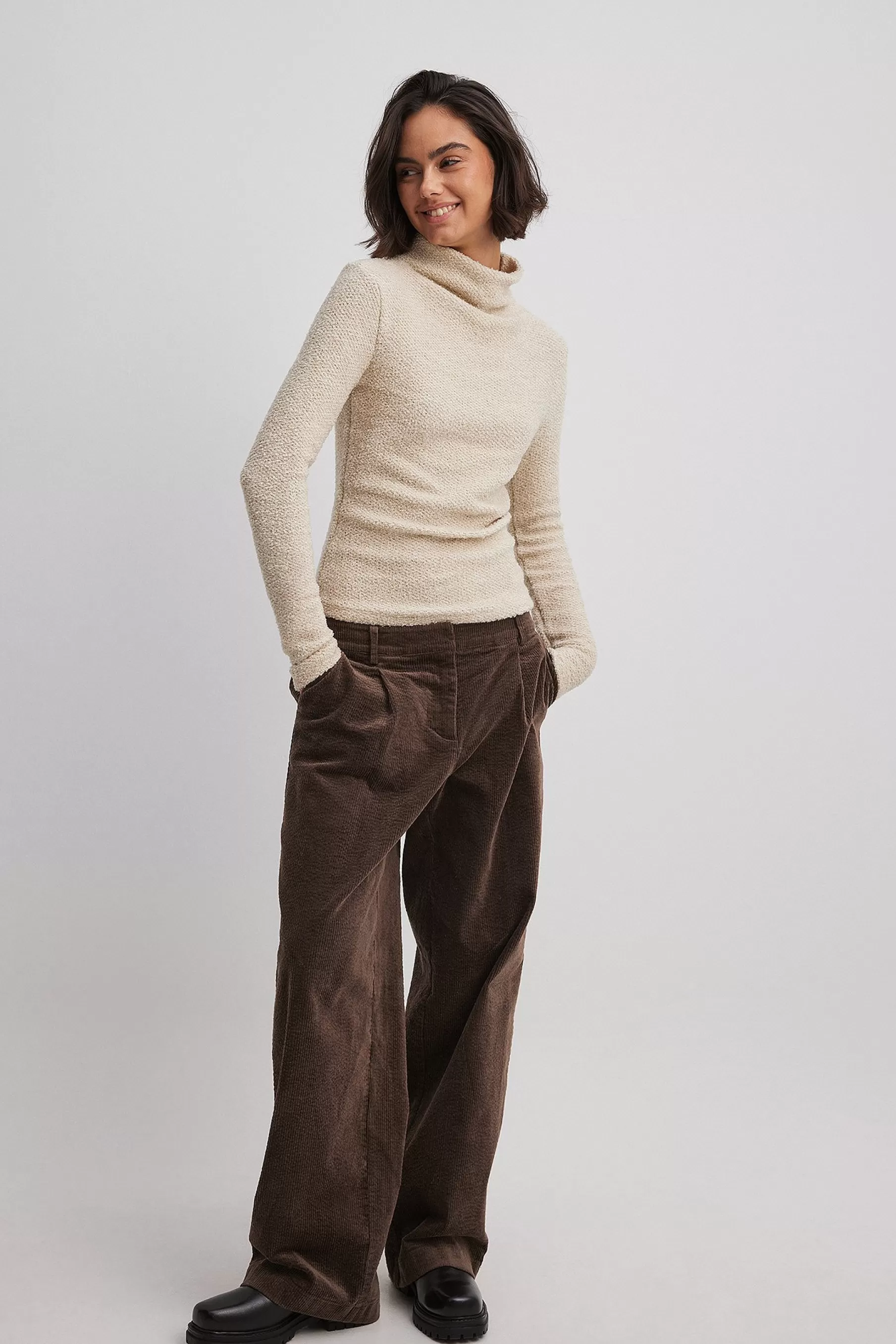 NA-KD Funnel Neck Structured Sweater Offwhite