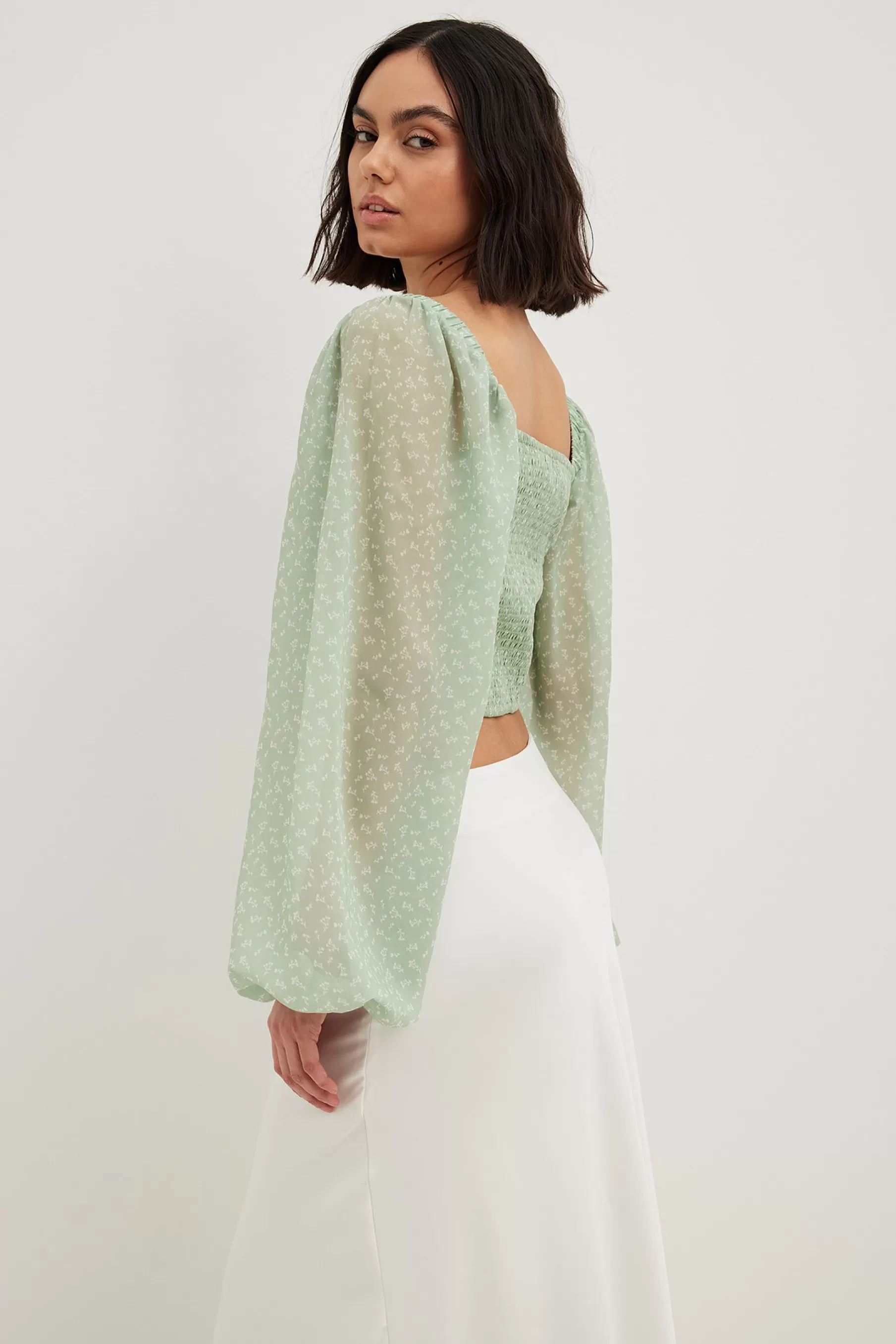 NA-KD Gathered Cup Chiffon Blouse Green