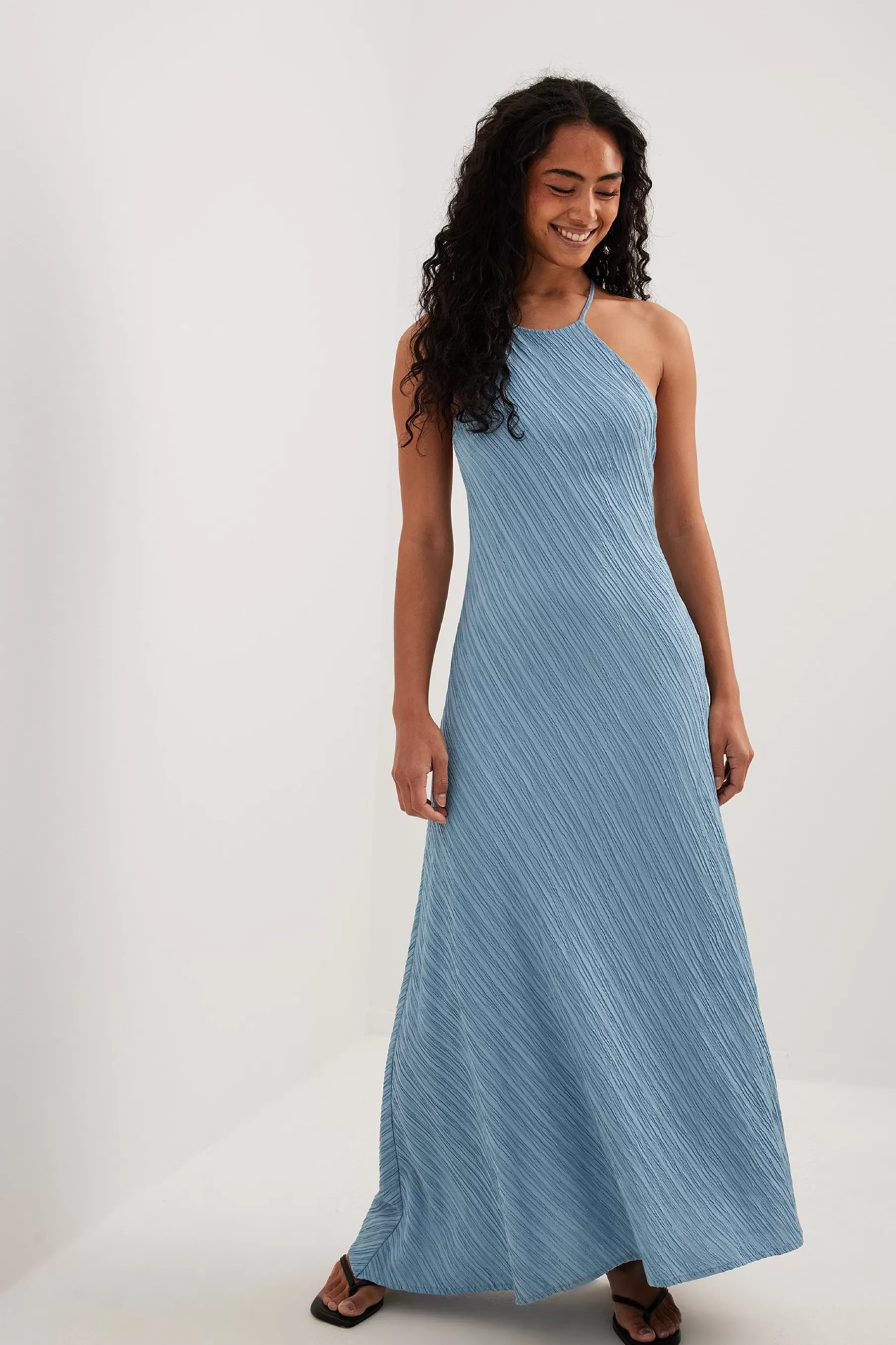 NA-KD Halterneck Structure Open Back Midi Dress Blue