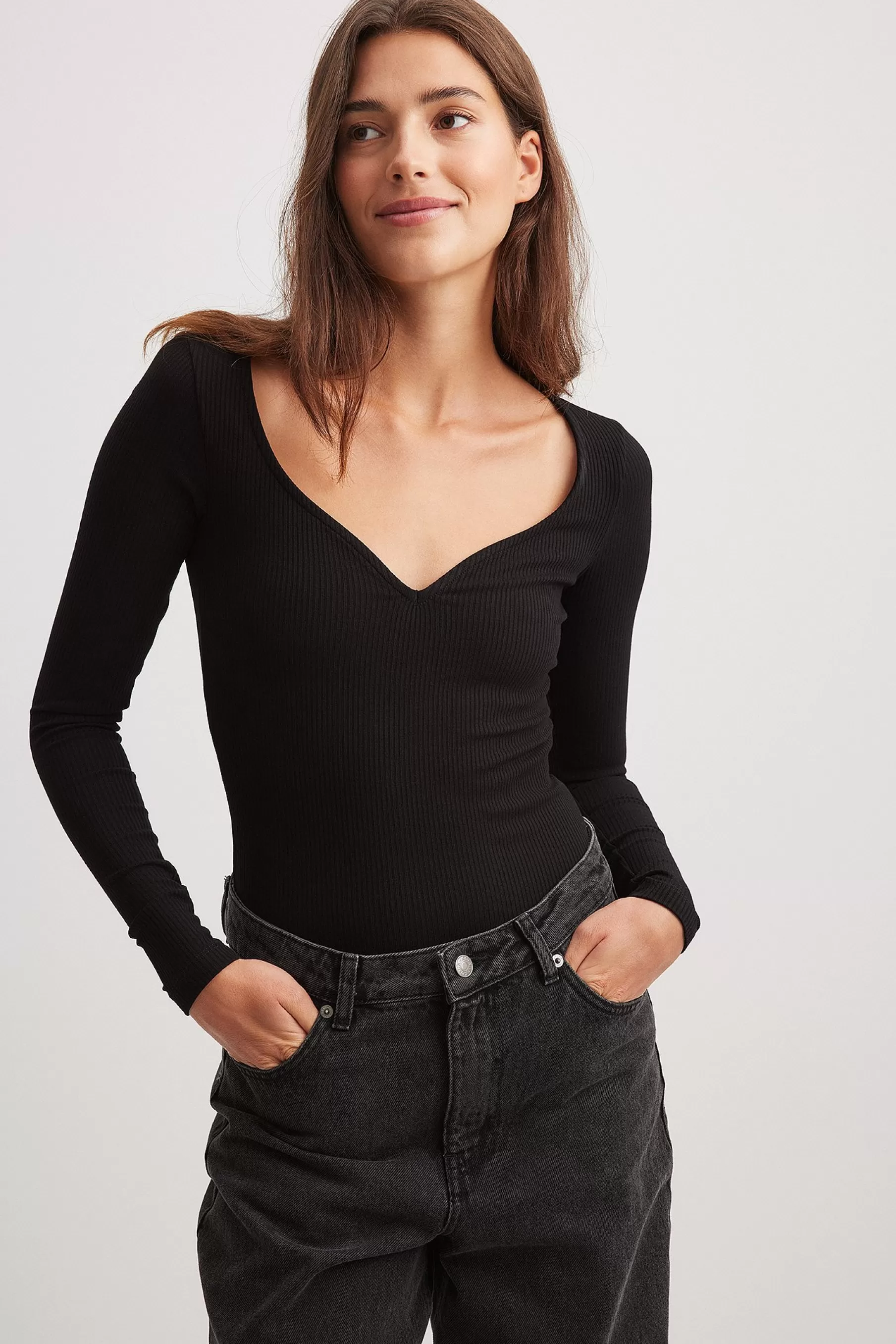 NA-KD Heart Neckline Rib Body Black