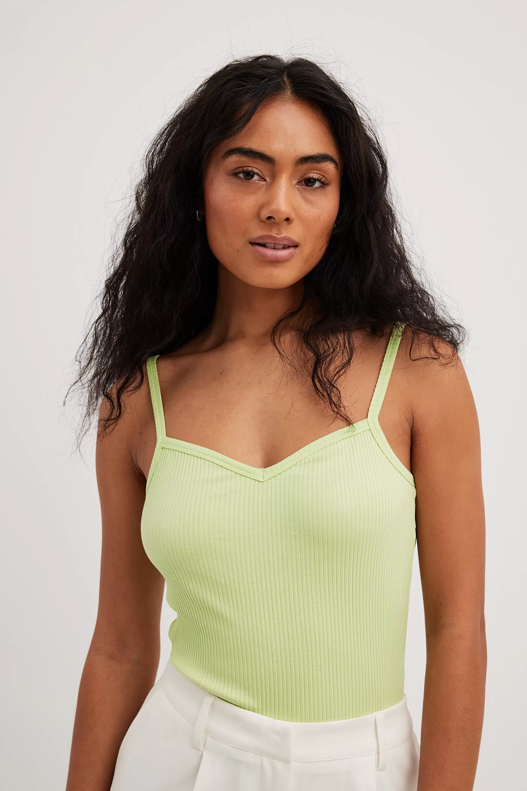 NA-KD Heart Neckline Tank Top Green