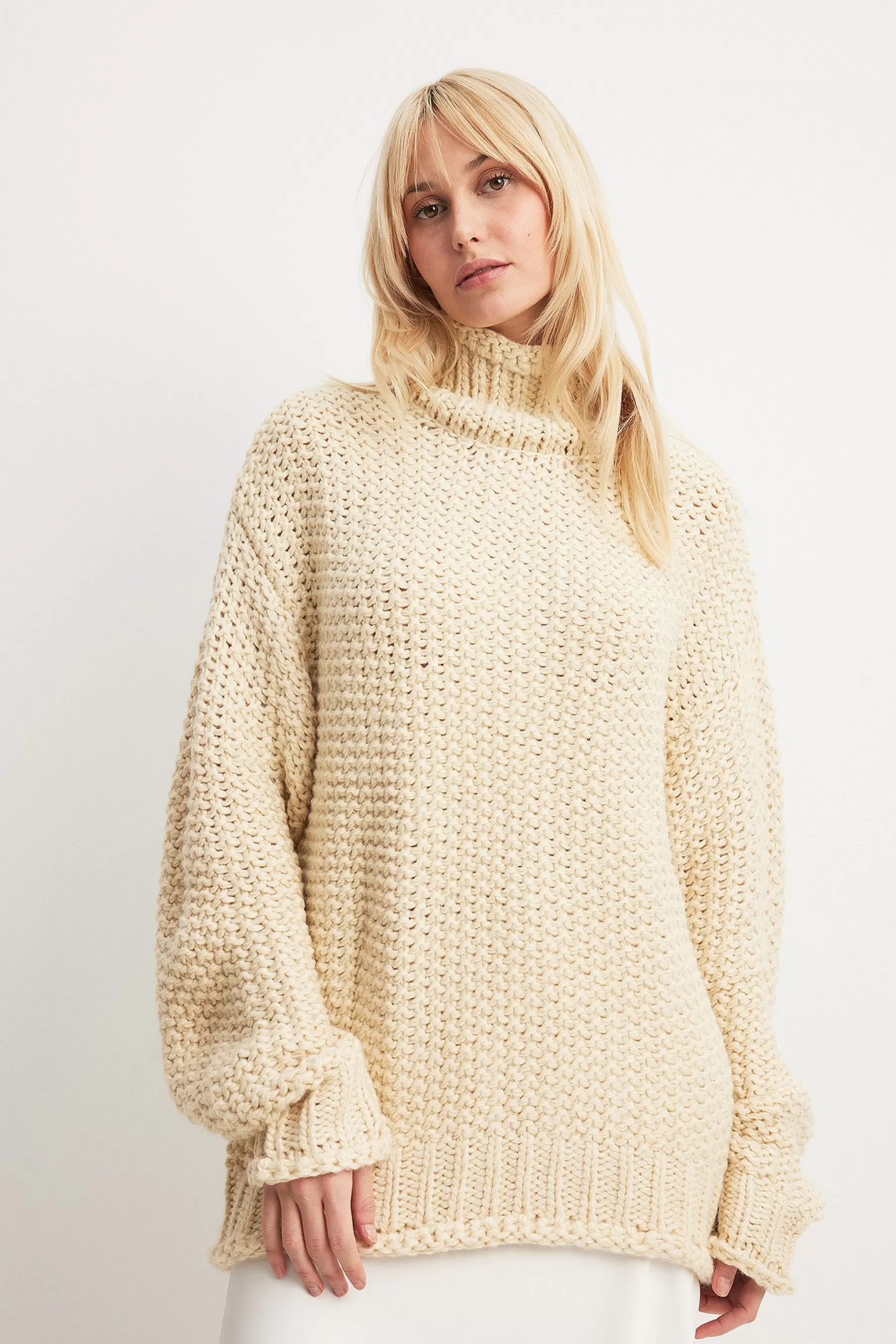 NA-KD Heavy Knitted Oversized Sweater Beige