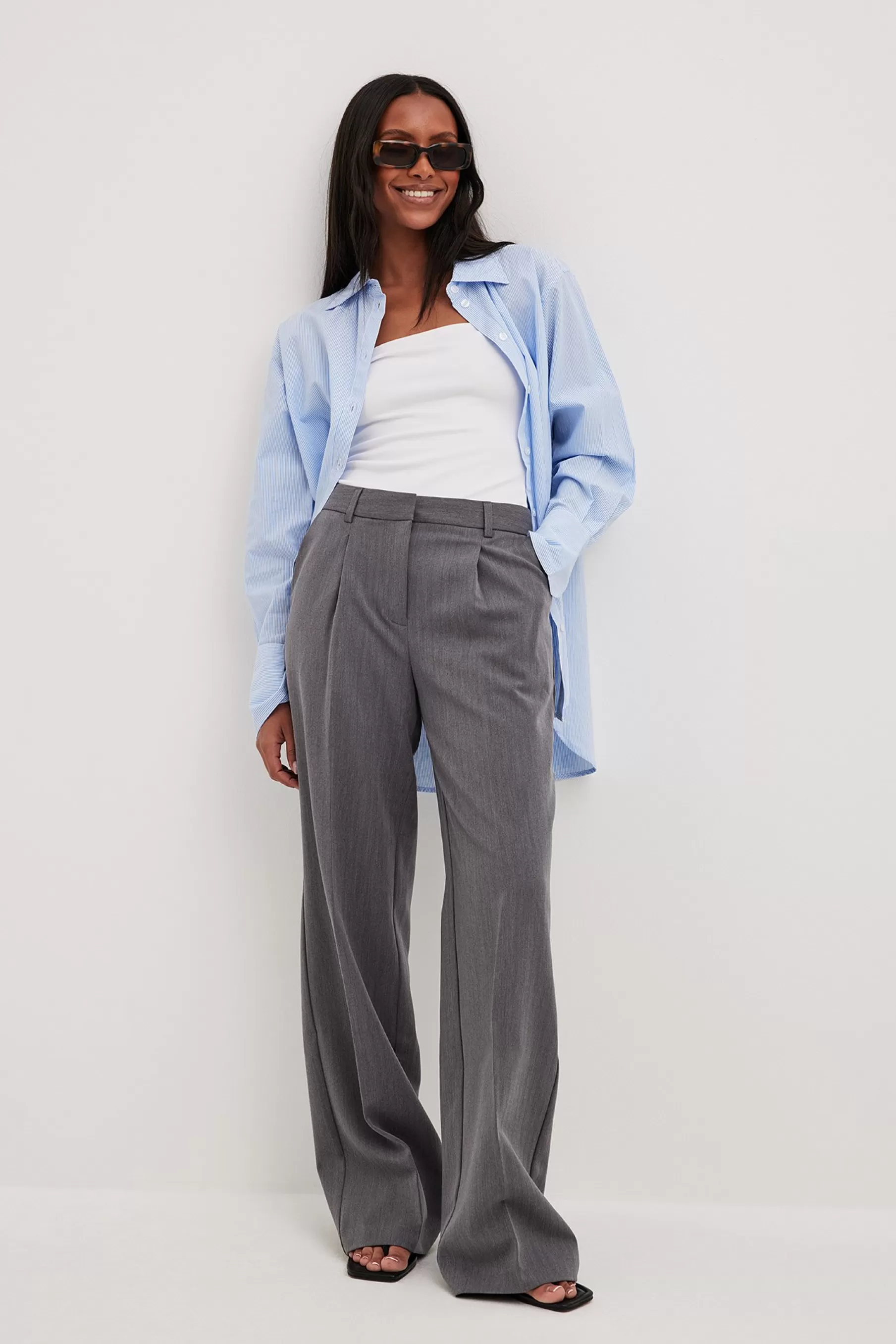 NA-KD Heavy Low Waist Suit Pants Grey