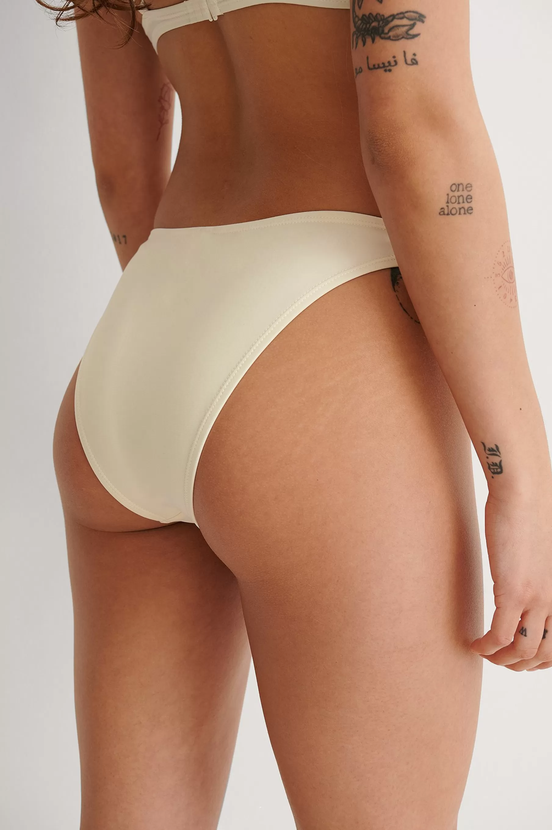 NA-KD High Cut Bikini Panty Offwhite