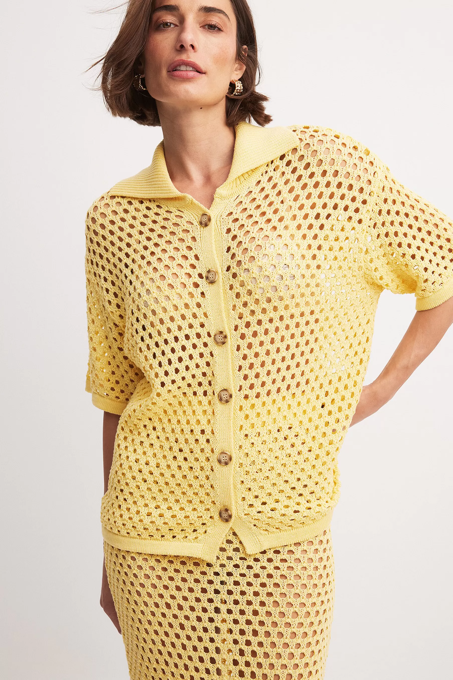 NA-KD Hole Knitted Buttoned Short Sleeve Sweater Yellow