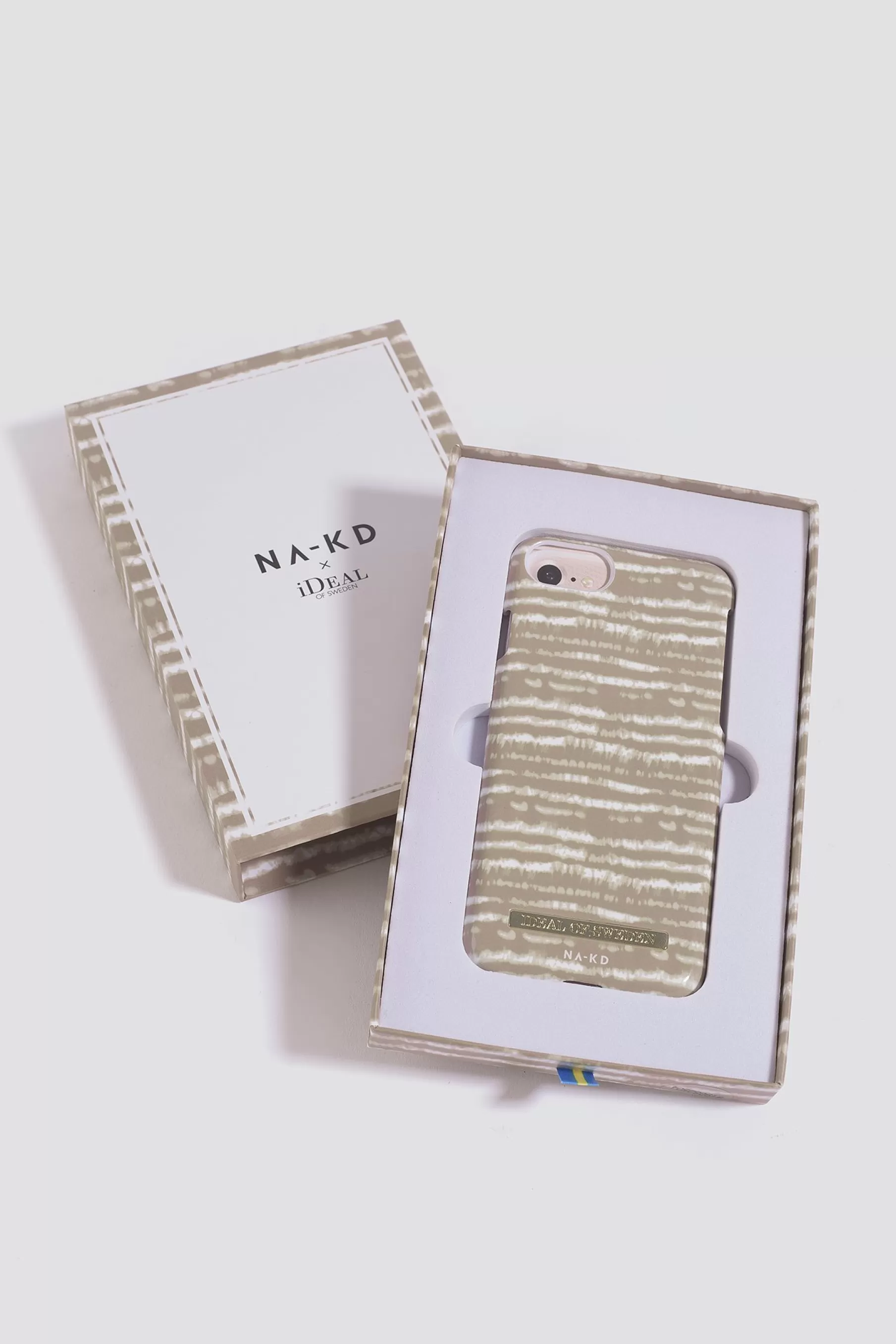 NA-KD IPhone 8/7/6/6s Case Beige