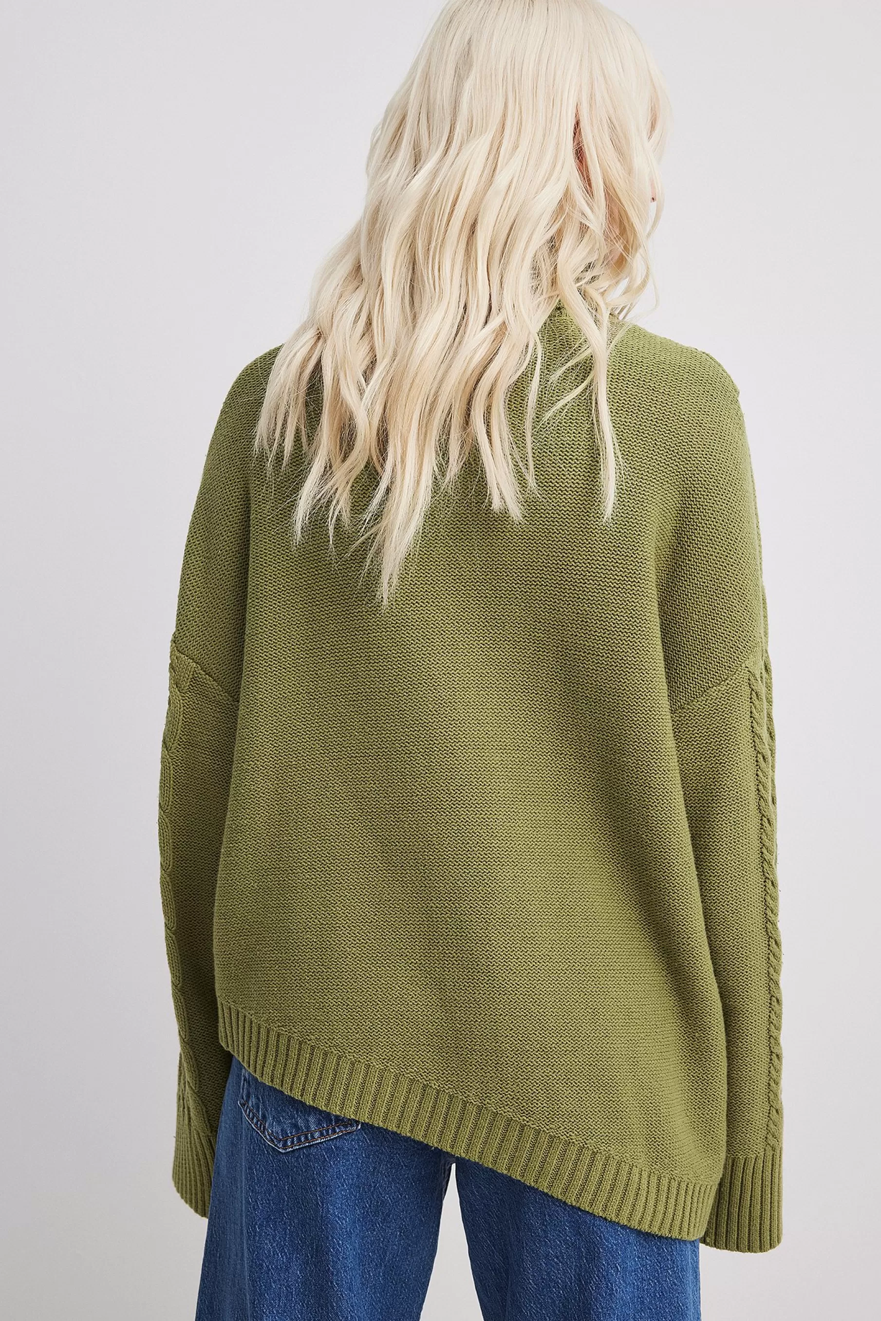 NA-KD Knitted Asymmetric Cable Sweater Green