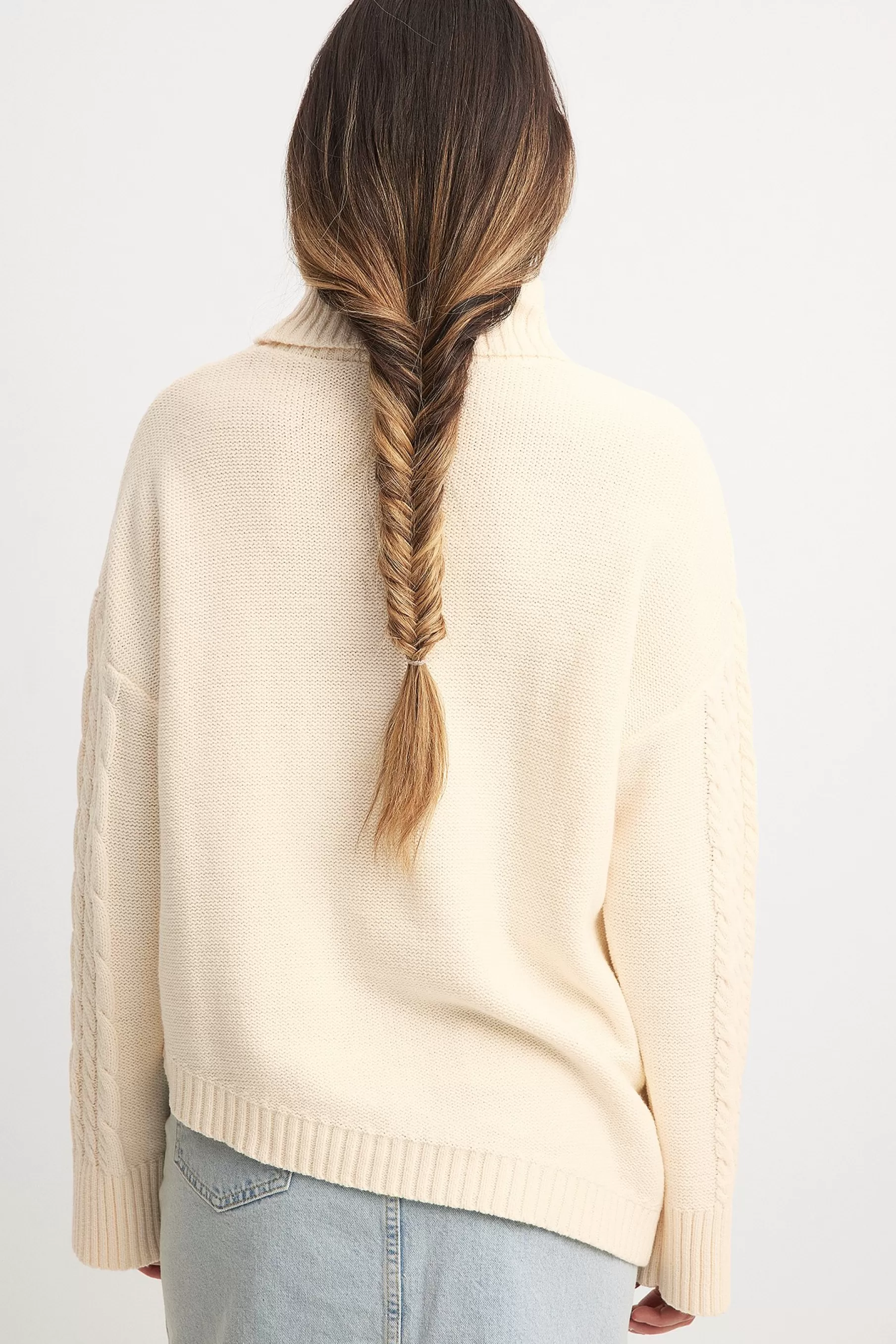 NA-KD Knitted Asymmetric Cable Sweater Offwhite