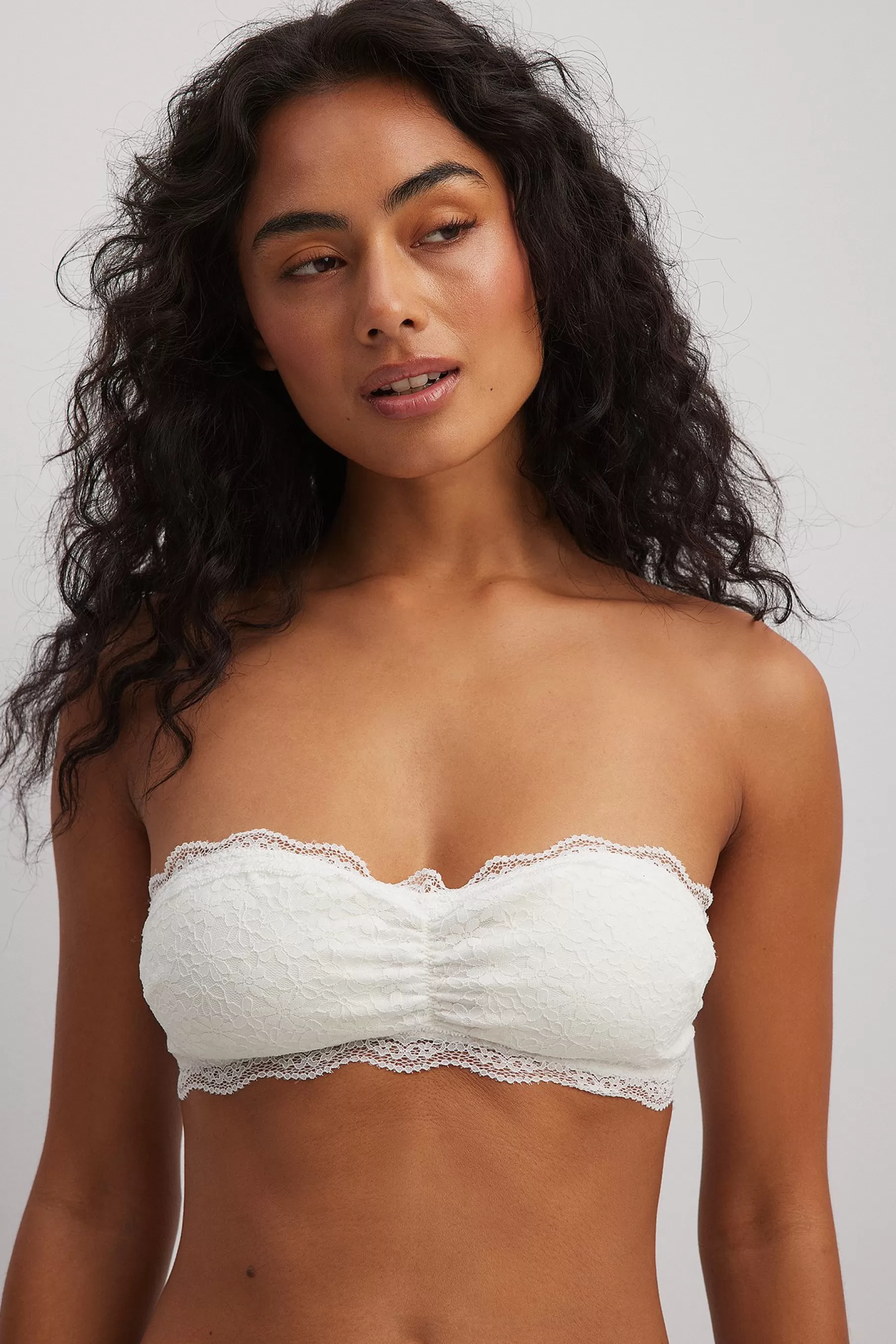 NA-KD Lace Bandeau Top Offwhite