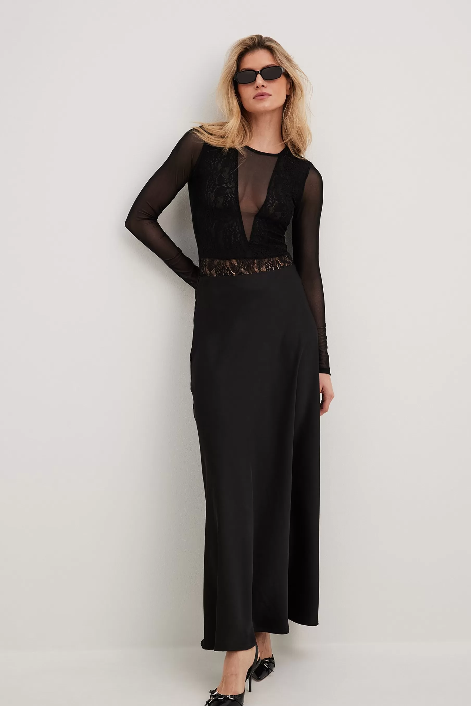 NA-KD Lace Mesh Sleeve Body Black