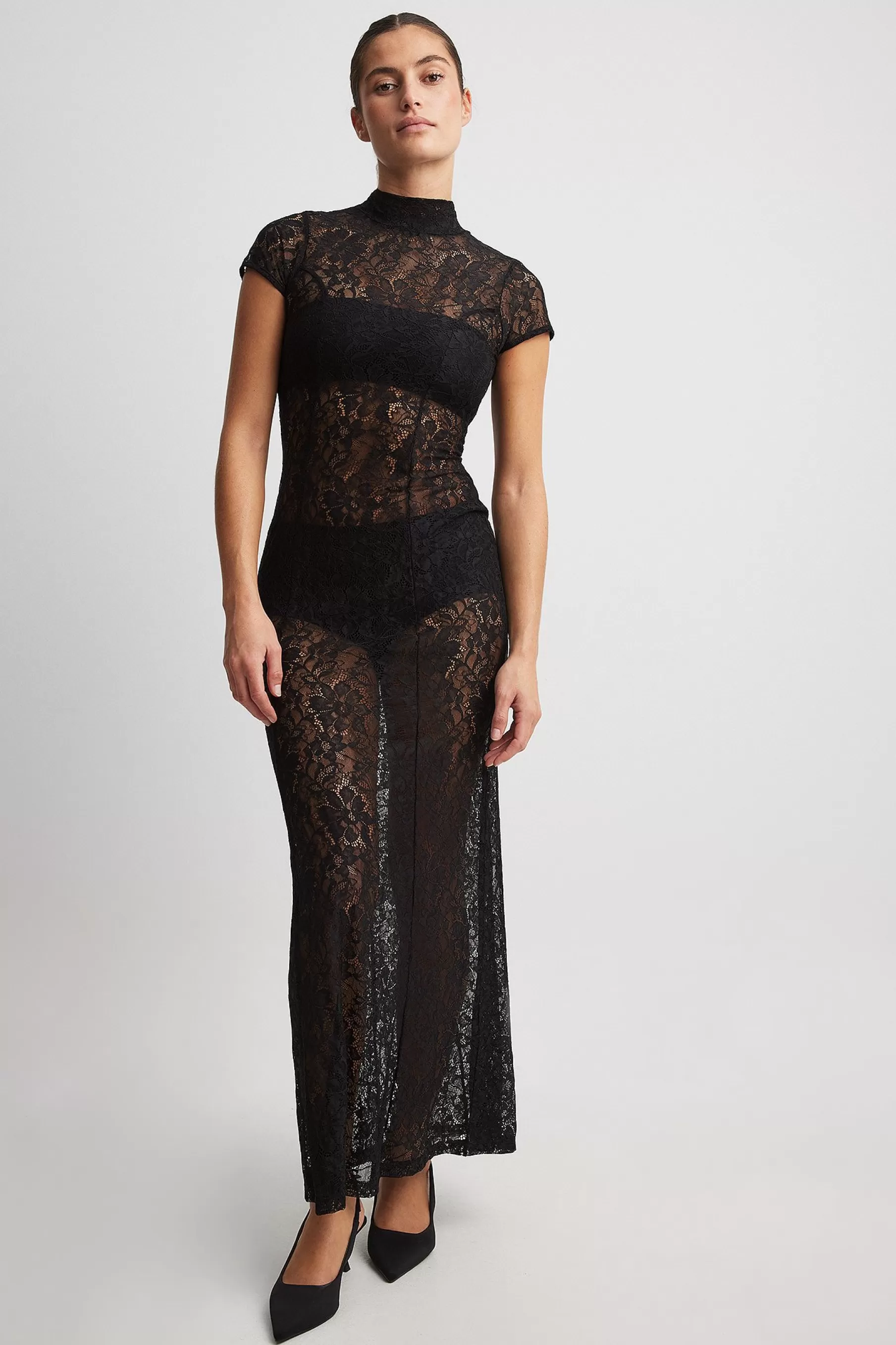 NA-KD Lace Short Sleeve Maxi Dress Black