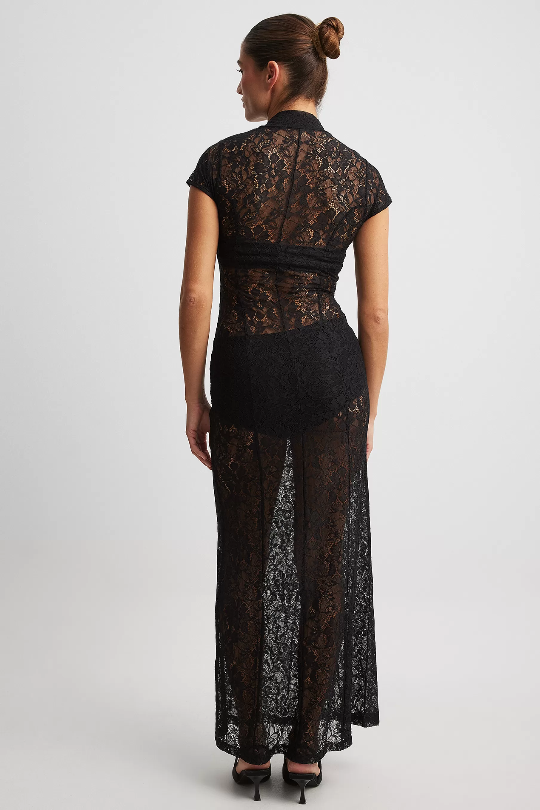 NA-KD Lace Short Sleeve Maxi Dress Black