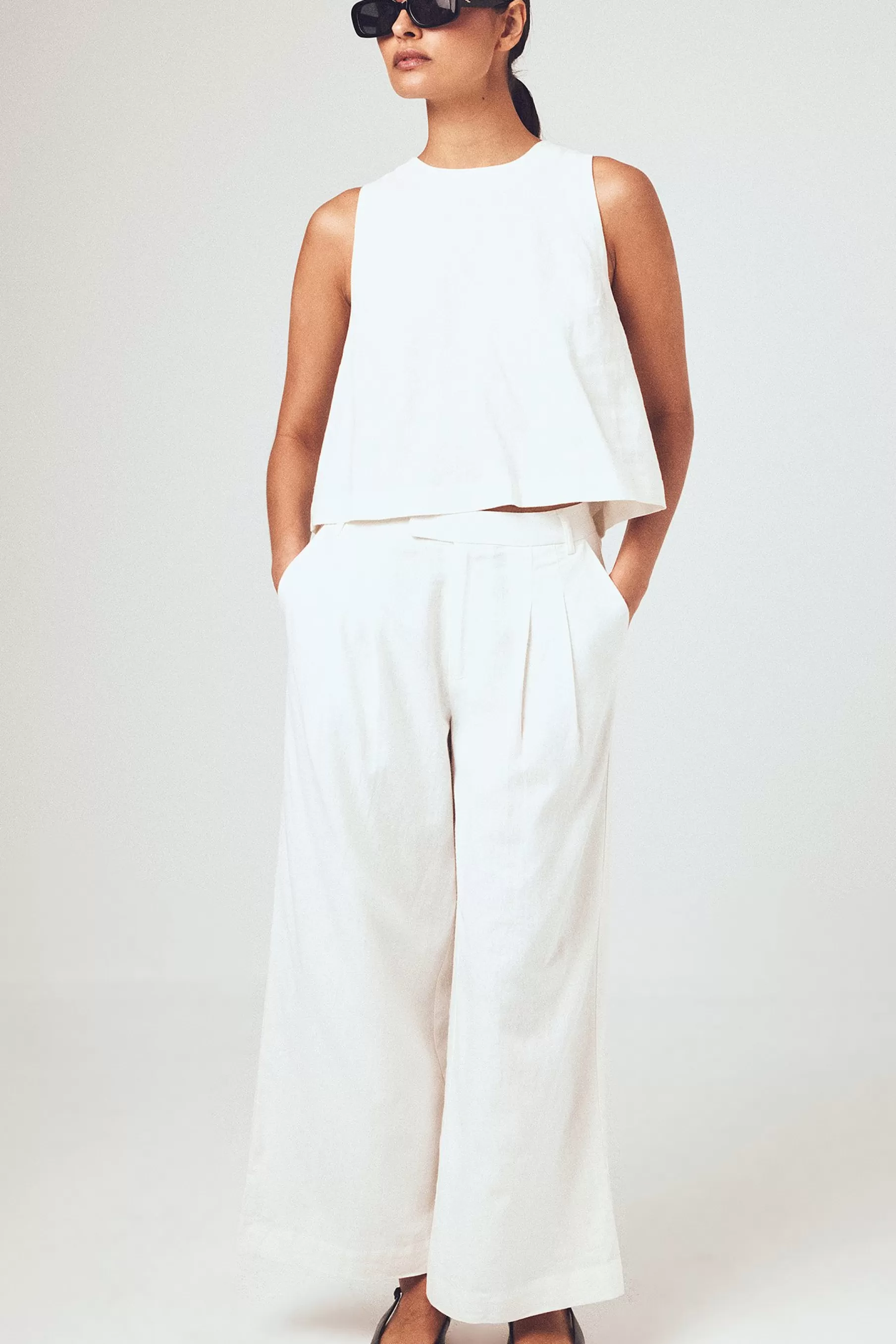 NA-KD Linen Blend Ankle Length Trousers White